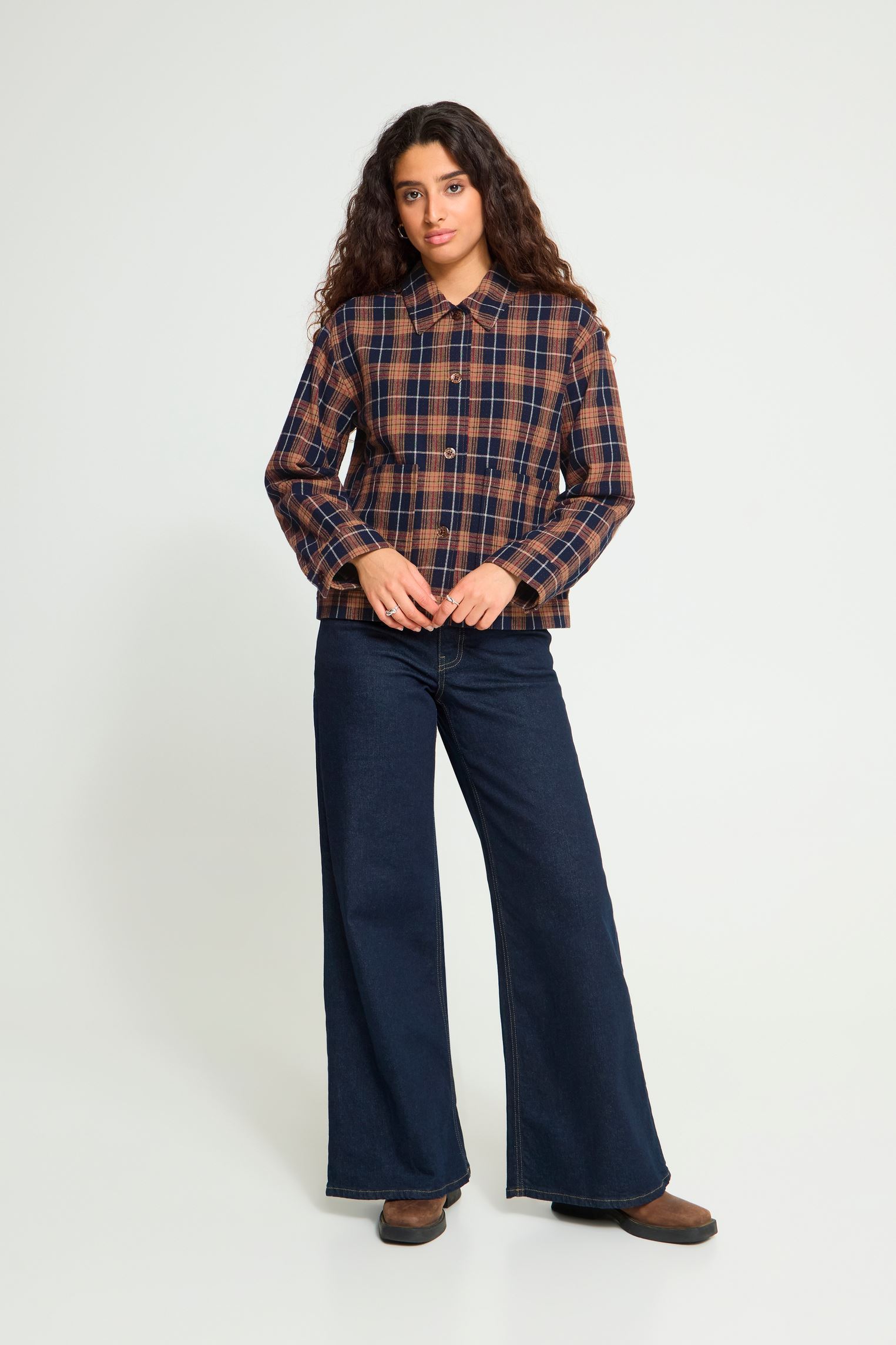Chemises Ihkalia Sh femme marron Ichi Chemises Ihkalia Sh femme marron DARK BLUE/BROWN CHECK