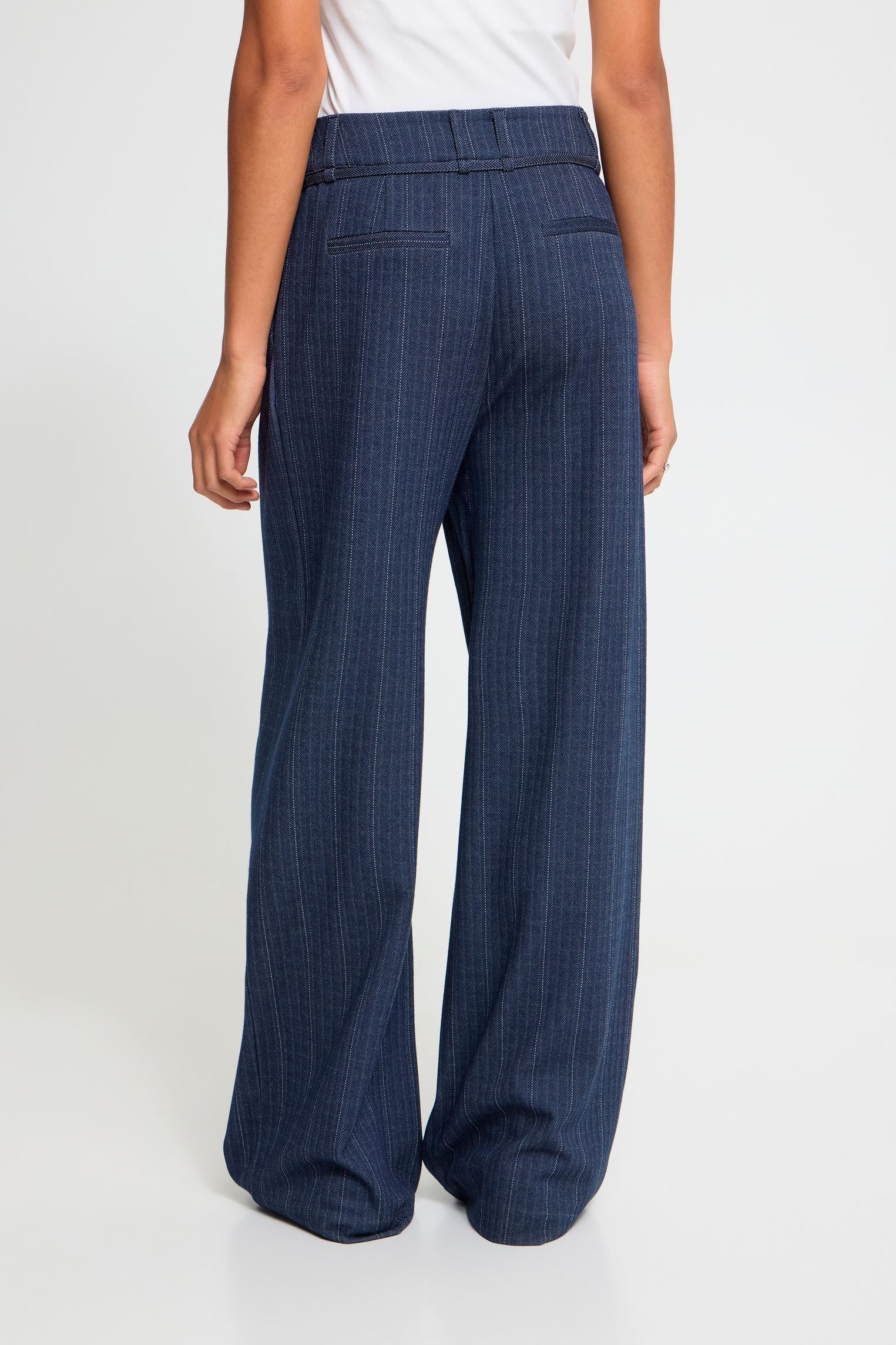 Broeken Ihkate Pinelle Wide Pa dames blauw Ichi Broeken Ihkate Pinelle Wide Pa dames blauw DARK BLUE JACQUARD STRIPE