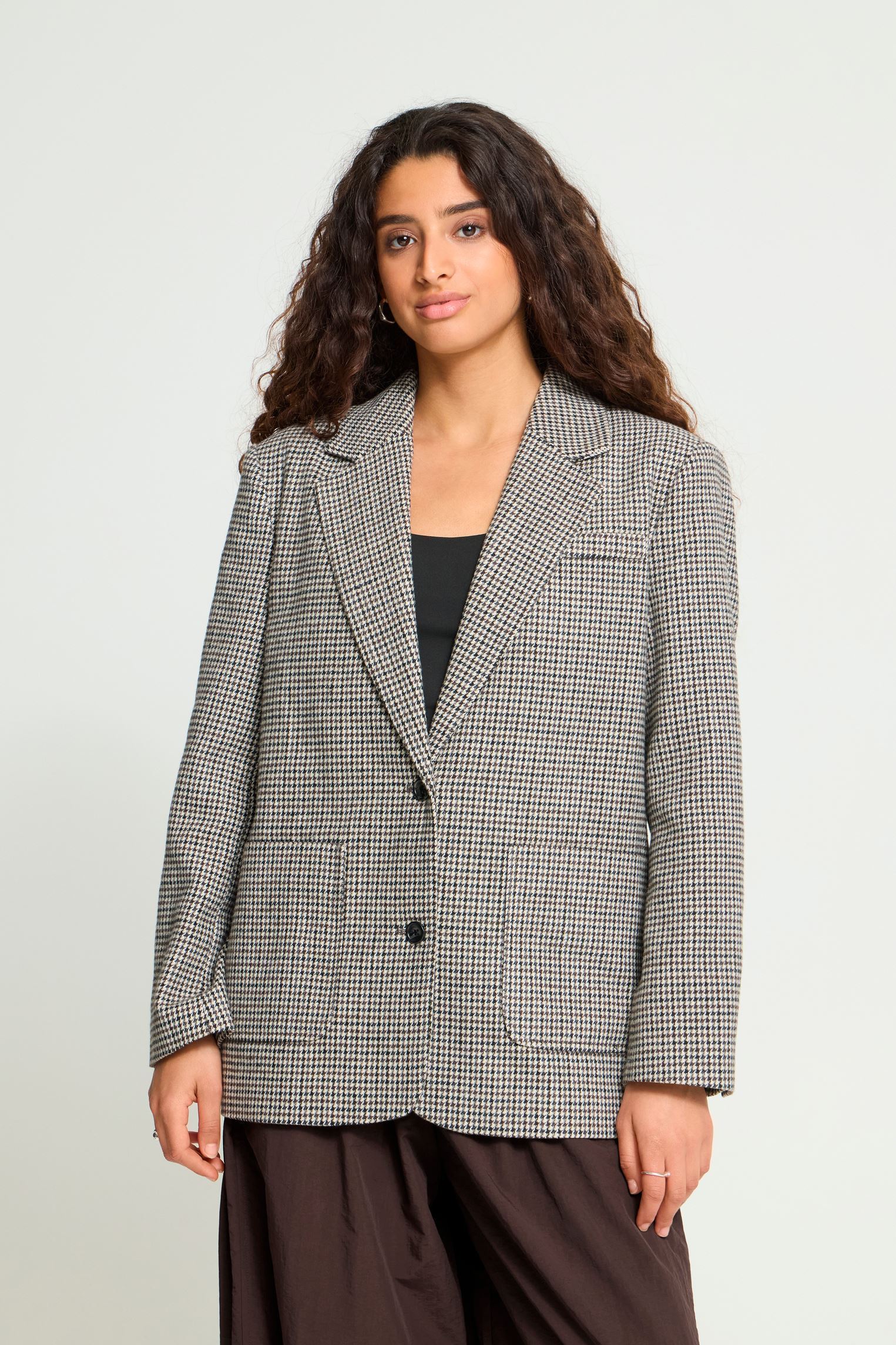 Jacken und Mäntel Ihlubana Bl damen beige Ichi Jacken und Mäntel Ihlubana Bl damen beige GREY CHECK