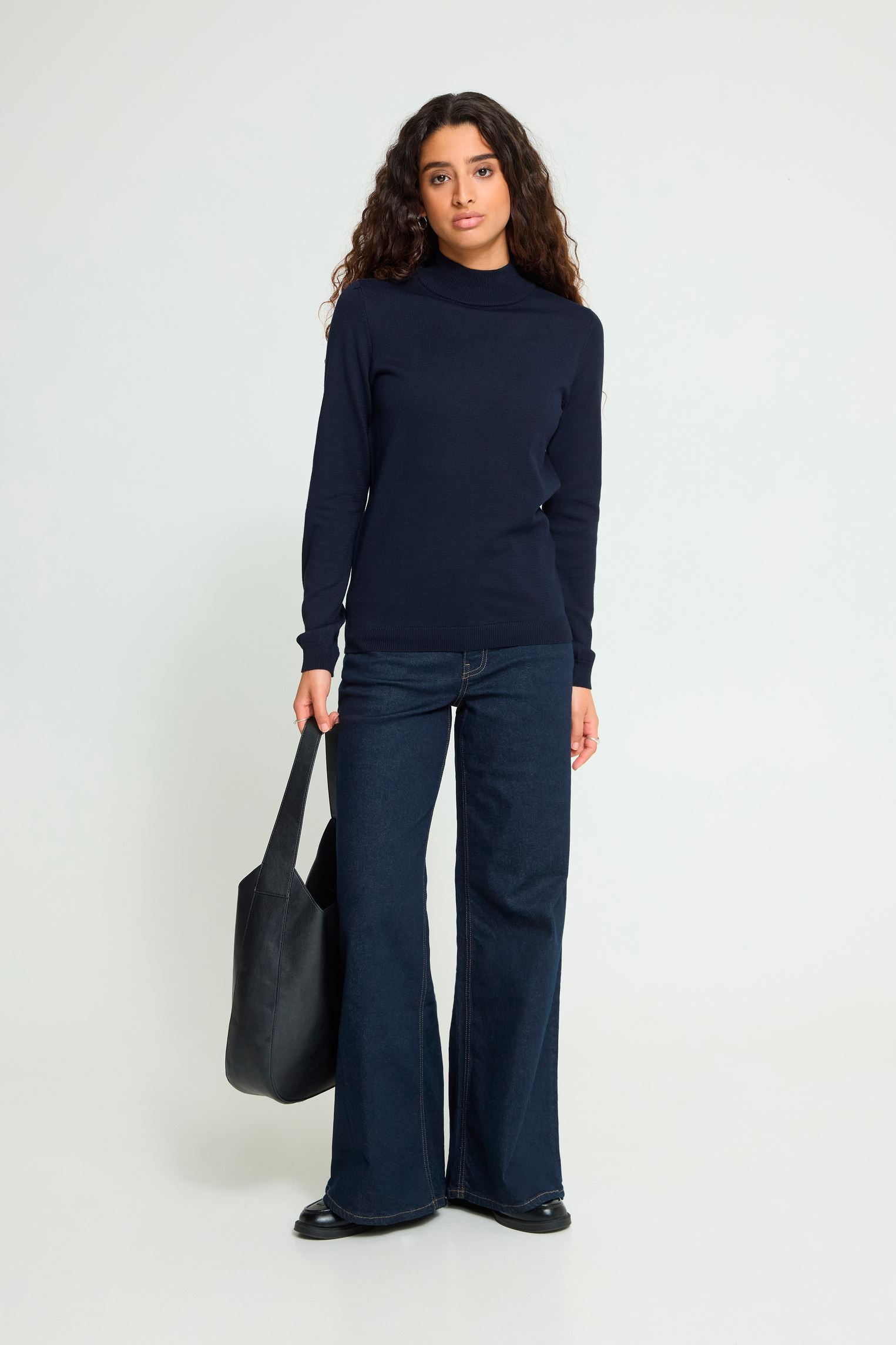 Pulls Ihluls Turtleneck Ls femme marine Ichi Pulls Ihluls Turtleneck Ls femme marine TOTAL ECLIPSE