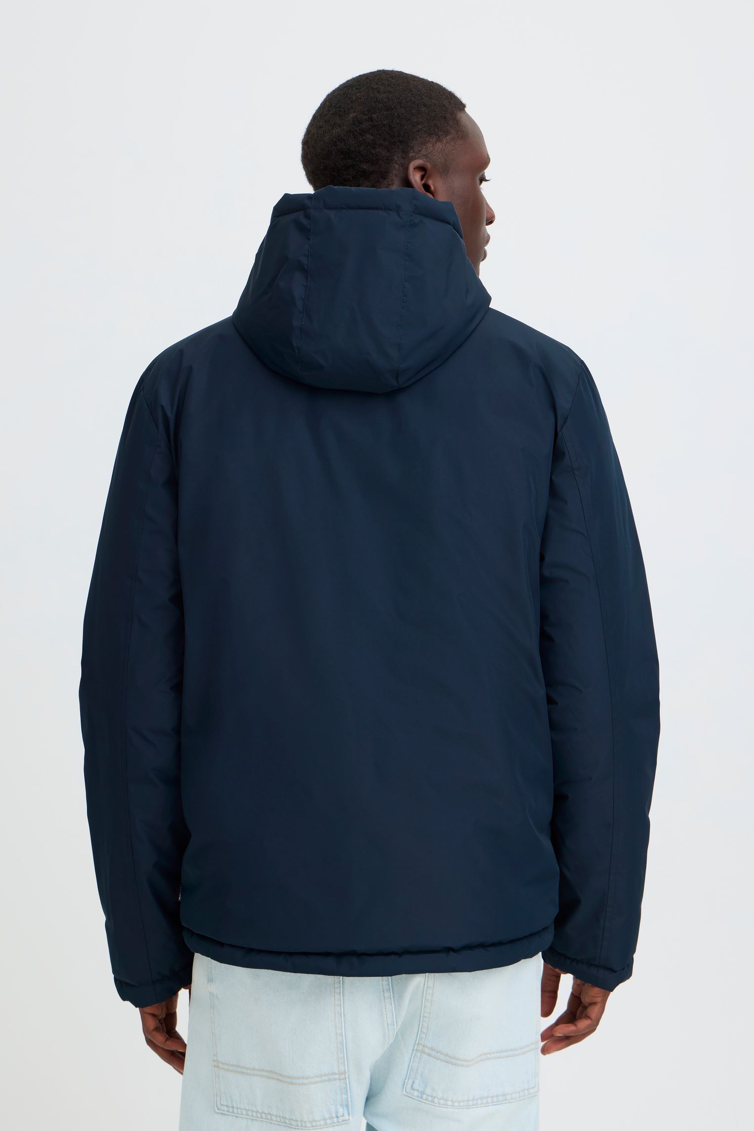 Jassen en mantels Bhelwat Reversible Jkt. heren marine Blend Jassen en mantels Bhelwat Reversible Jkt. heren marine SALUTE
