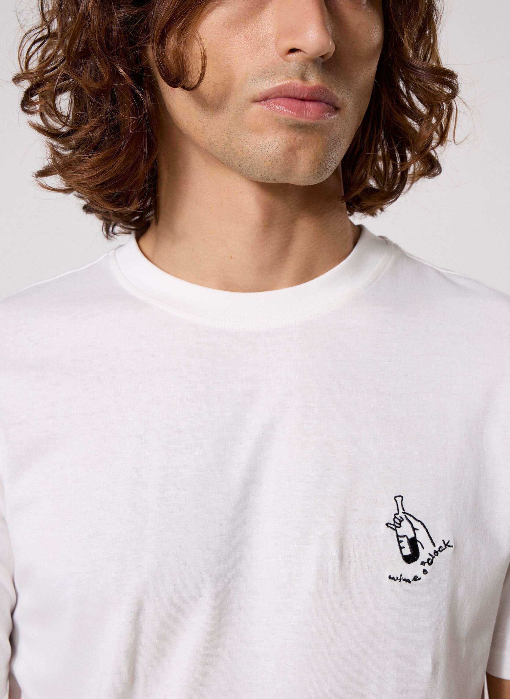 Tee-shirts Bhkaz S/S Emb Tee homme blanc Blend Tee-shirts Bhkaz S/S Emb Tee homme blanc SNOW WHITE WINE