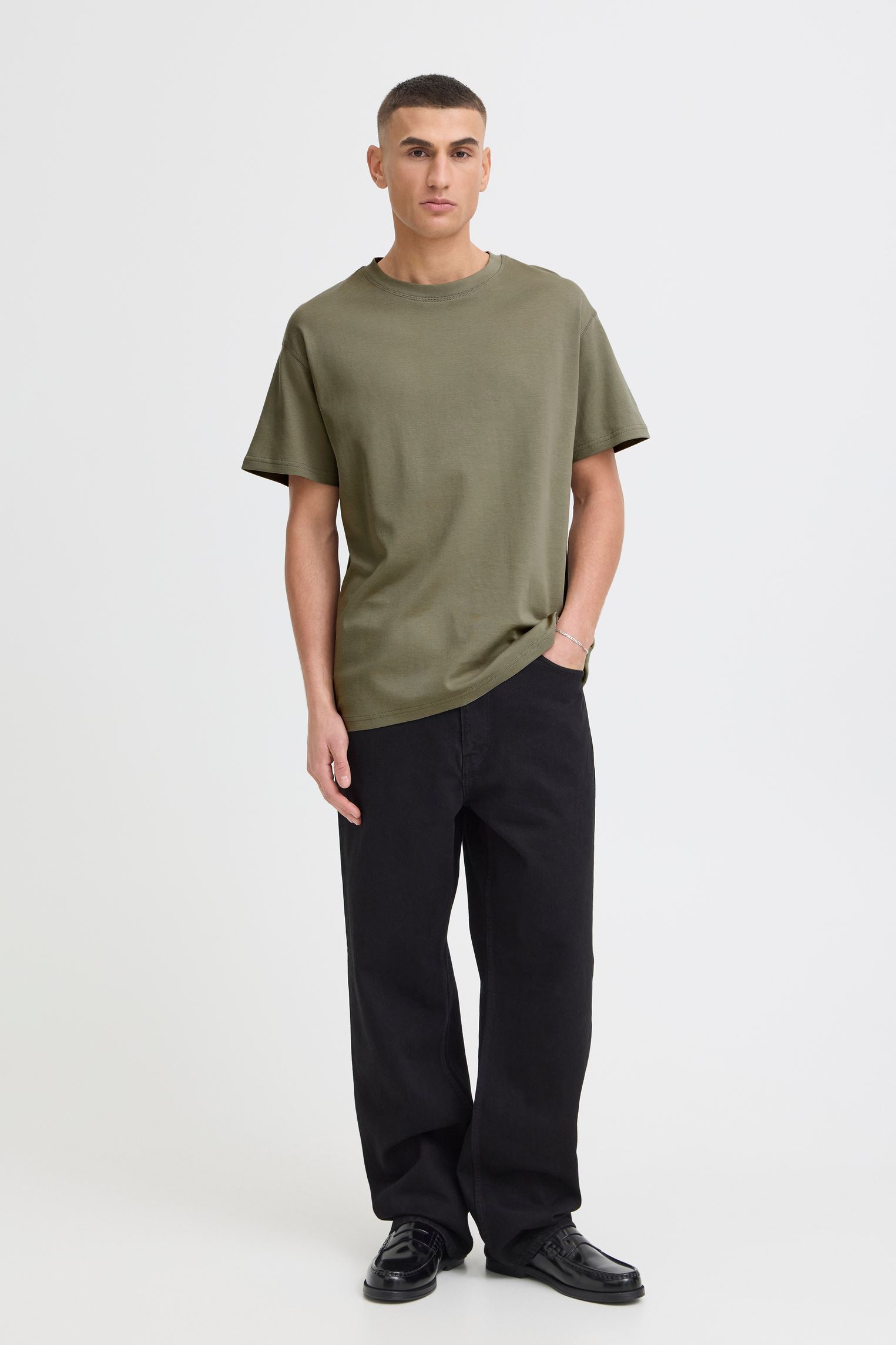 Tee-shirts Sddanton Noos homme kaki SOLID Tee-shirts Sddanton Noos homme kaki VETIVER