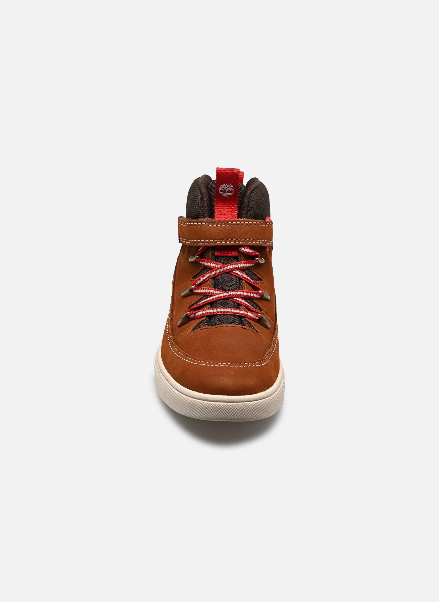 Baskets Lisbon Street mid sneaker marron Timberland Baskets Lisbon Street mid sneaker marron RUST NUBUCK W DARK BROWN
