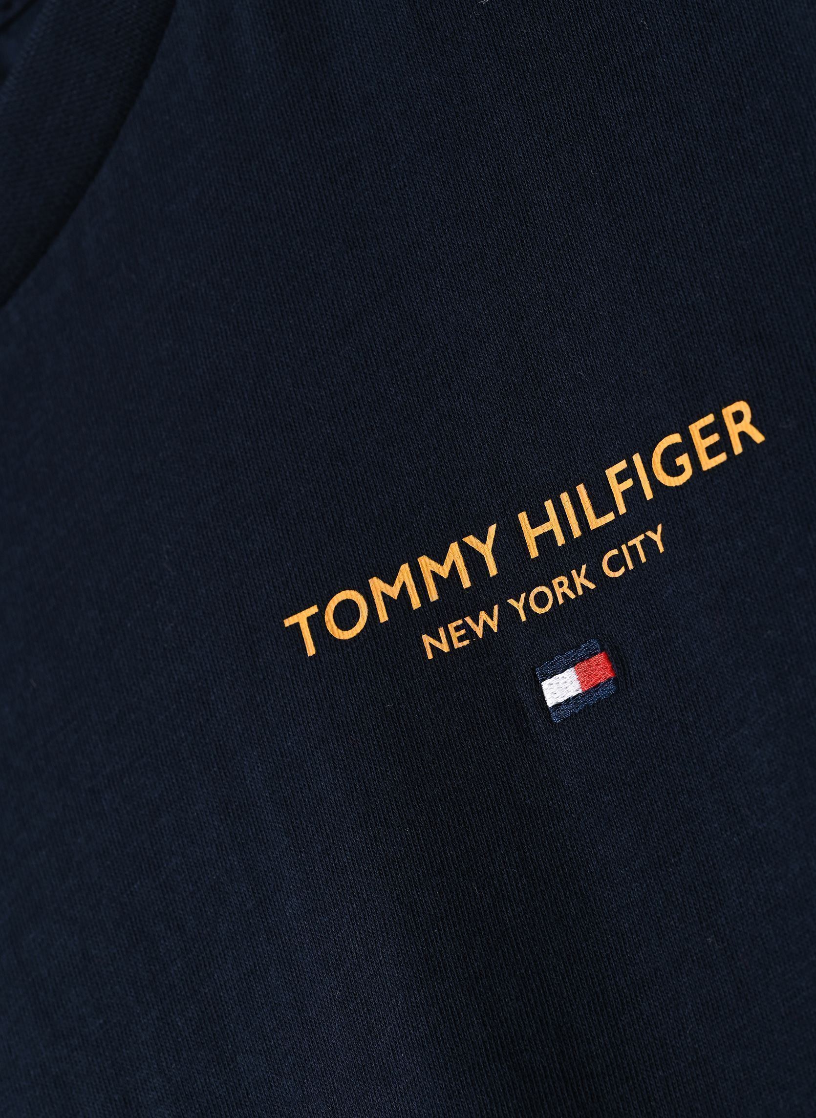 T-Shirts Essential Logo Tee SS jungen marineblau Tommy Hilfiger T-Shirts Essential Logo Tee SS jungen marineblau DARK BLUE