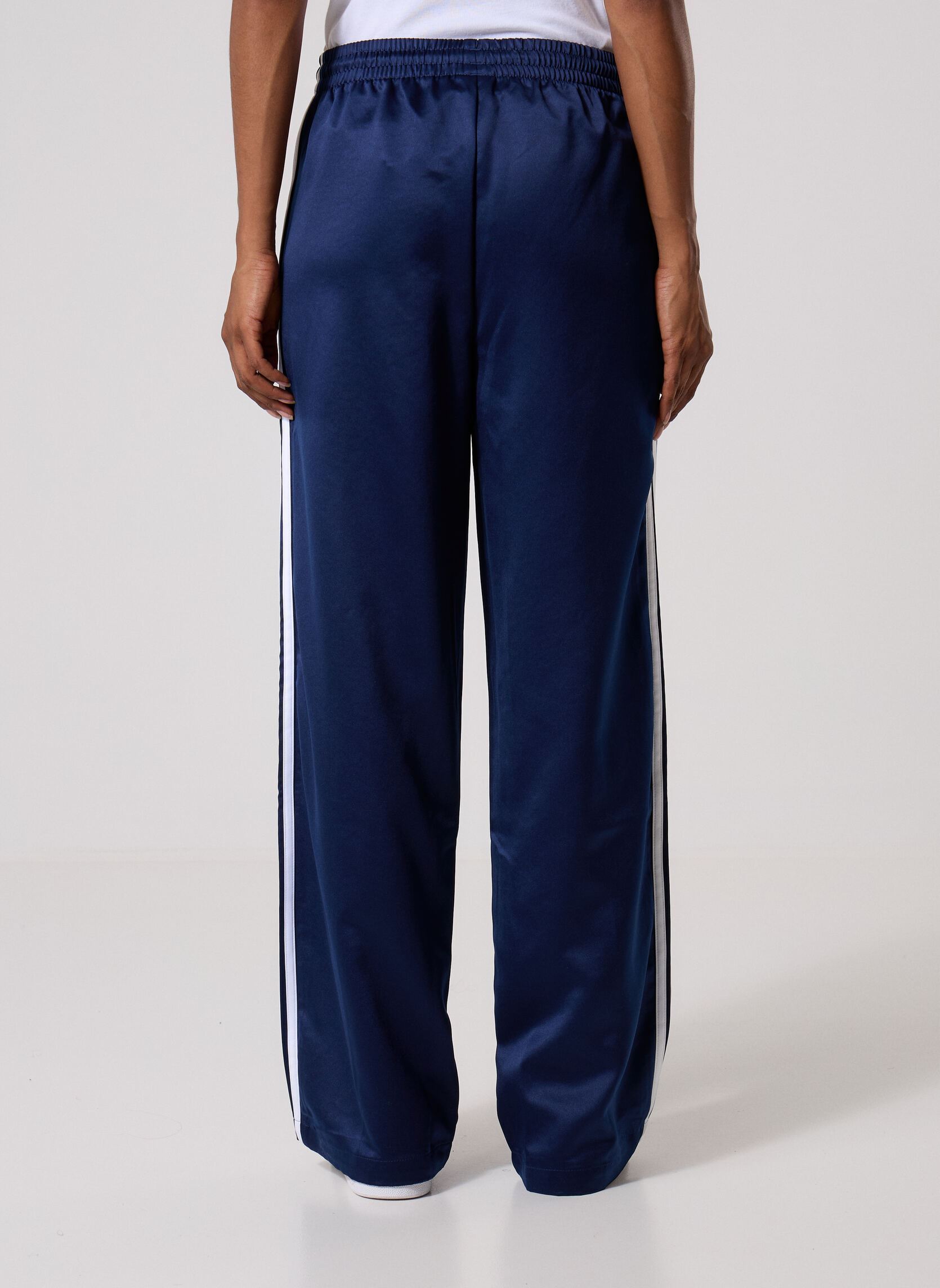 Bas de jogging SST LOOSE TP femme bleu adidas originals Bas de jogging SST LOOSE TP femme bleu NINDIG/WHITE