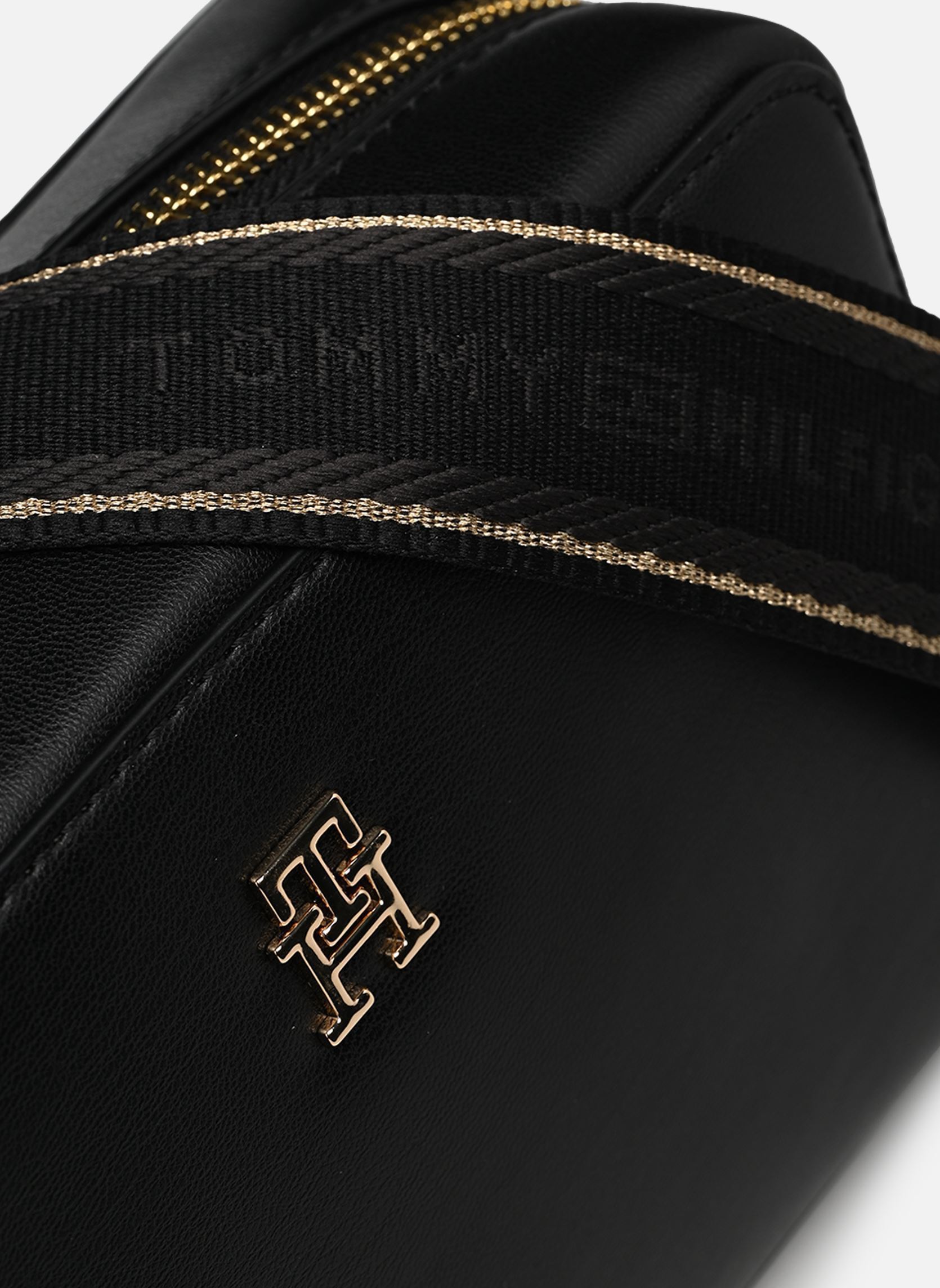 Taschen Th Joy Camera Bag damen schwarz Tommy Hilfiger Taschen Th Joy Camera Bag damen schwarz BLACK