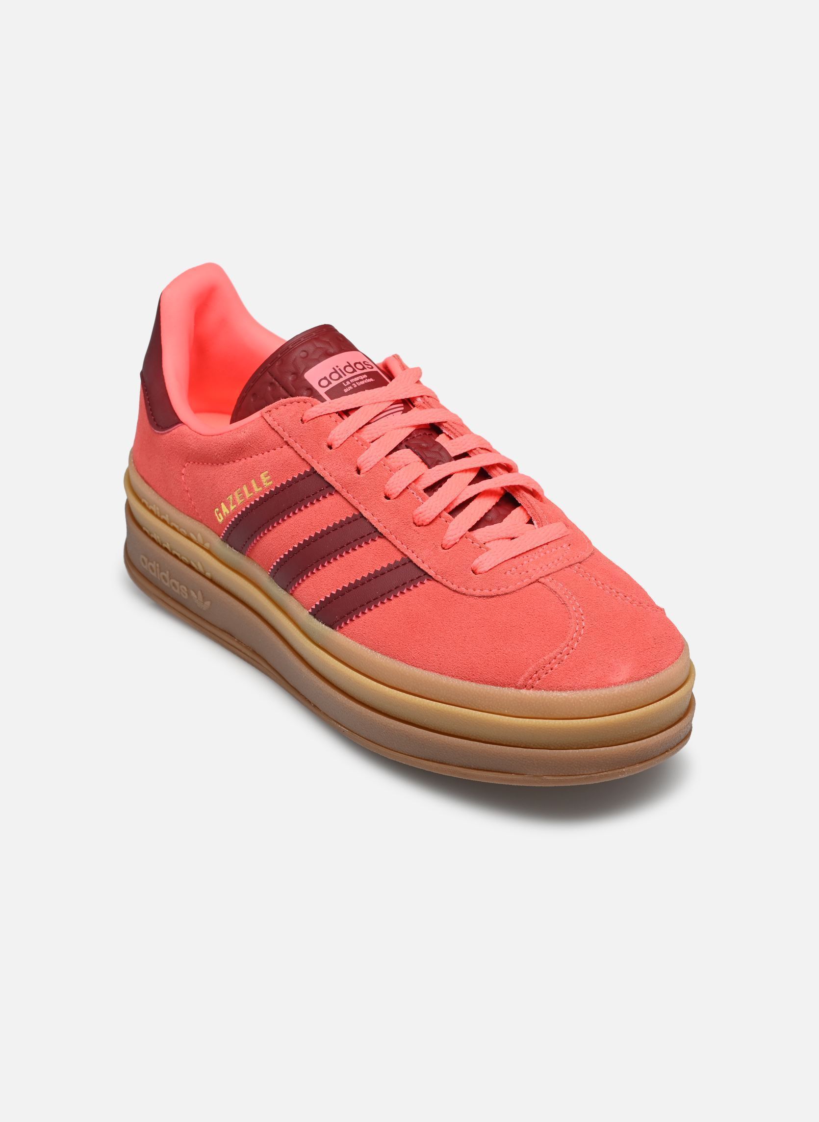 Baskets basses GAZELLE BOLD W femme rouge adidas originals Baskets basses GAZELLE BOLD W femme rouge SOLTUR/SHARED/GOLDMT