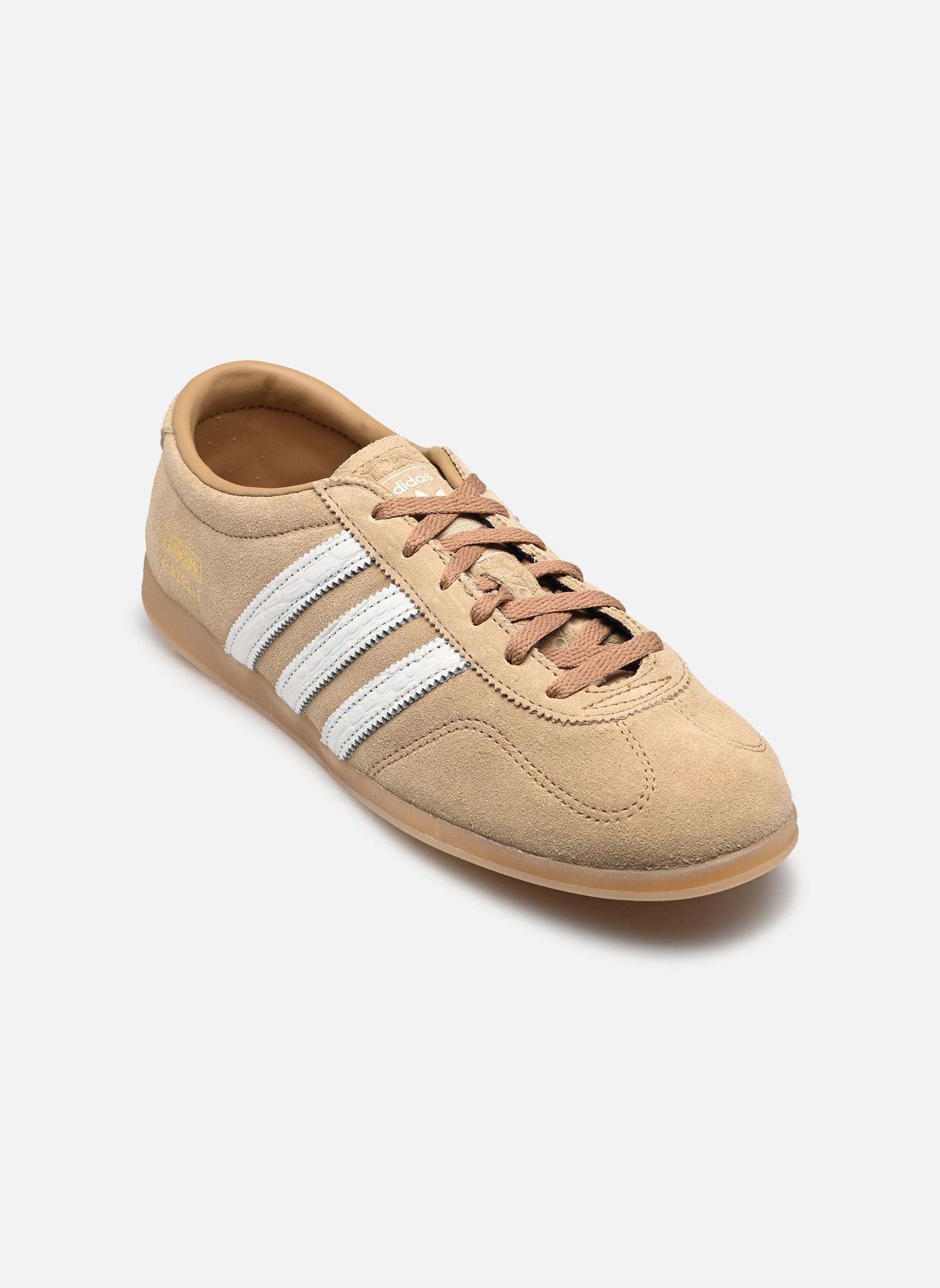 Baskets basses GAZELLE LO PRO W femme camel adidas originals Baskets basses GAZELLE LO PRO W femme camel CARDBOARD