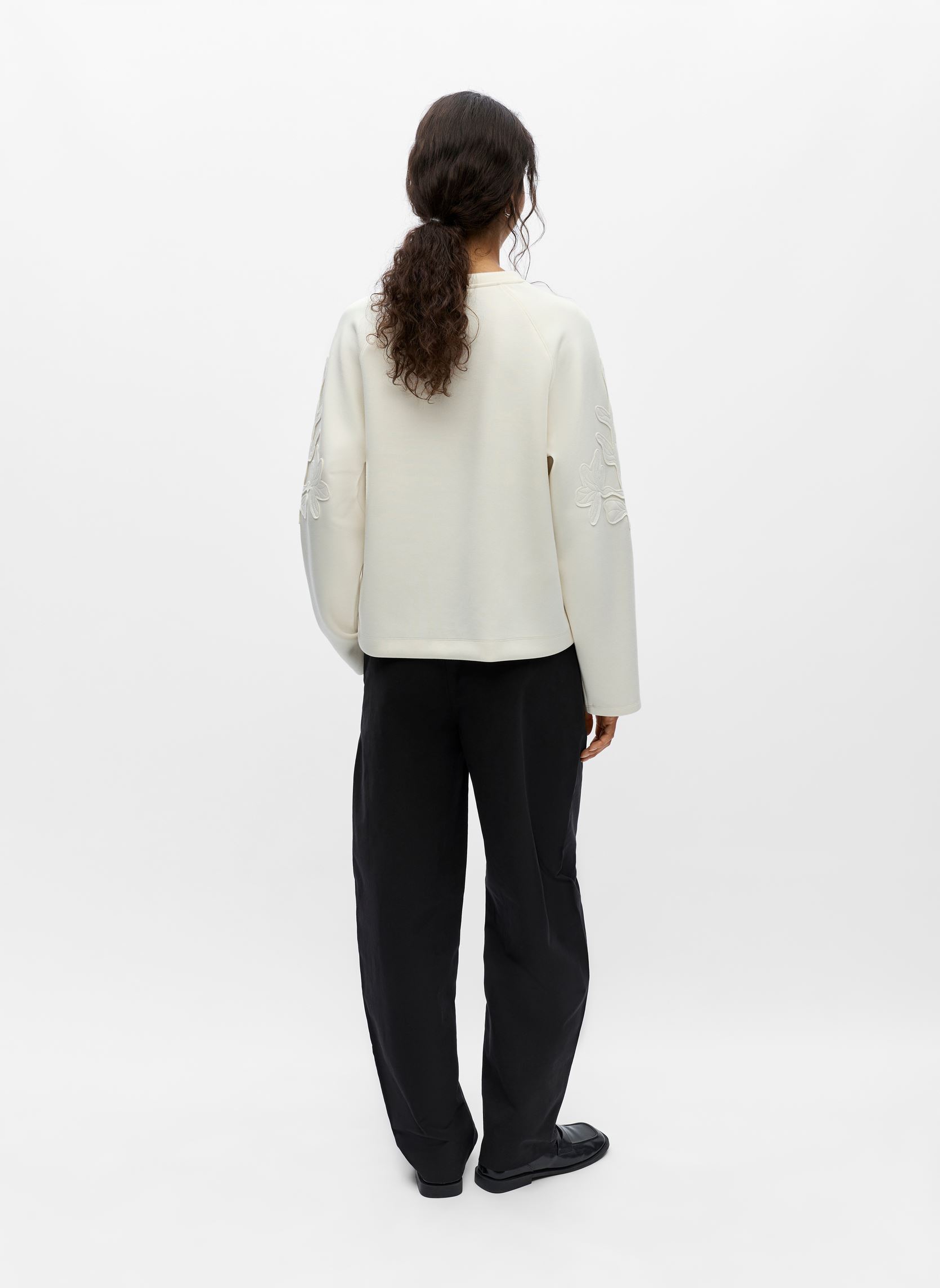 Sweatshirts Objandrea Re L/S O-Neck Emb Top Noos femme blanc OBJECT Sweatshirts Objandrea Re L/S O-Neck Emb Top Noos femme blanc WHITE SAND