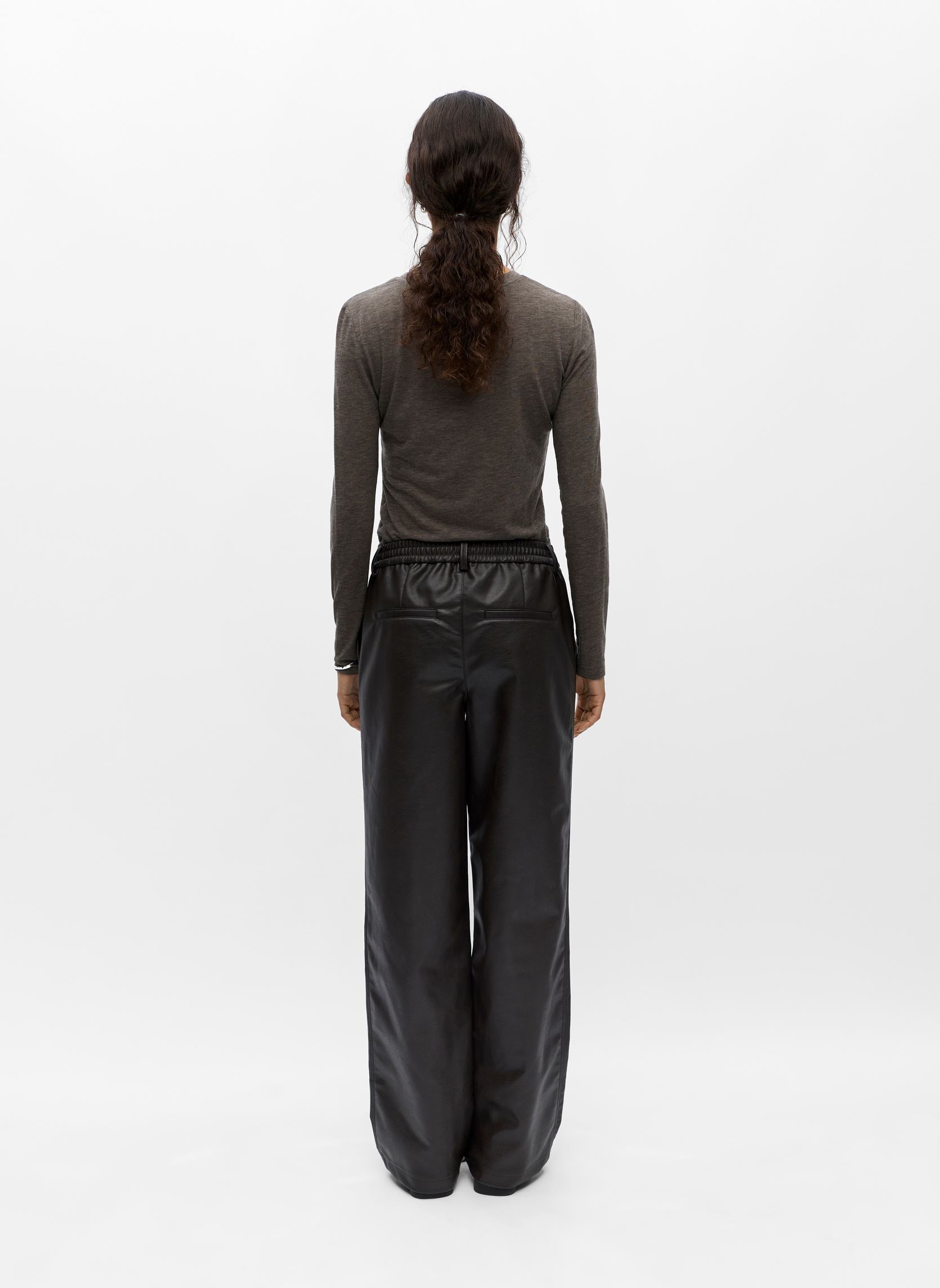 Broeken Objliva Mw Wide Pants Noos dames bruin OBJECT Broeken Objliva Mw Wide Pants Noos dames bruin SEAL BROWN