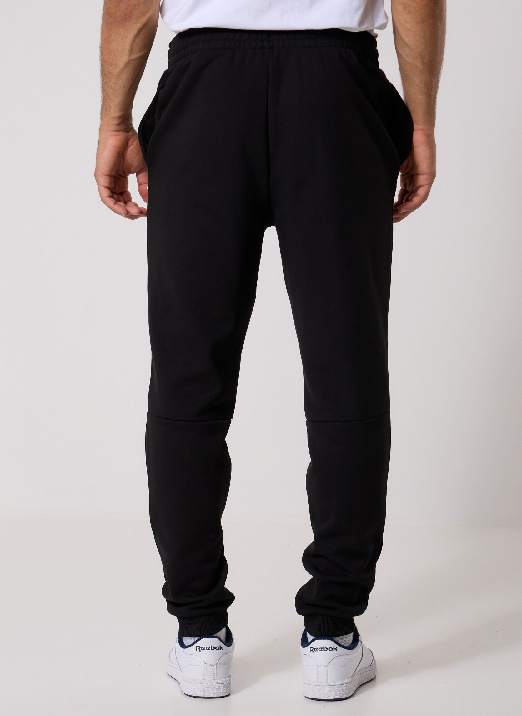 Joggingbroeken Pantalon de survêtement XH8869 heren zwart Lacoste Joggingbroeken Pantalon de survêtement XH8869 heren zwart NOIR
