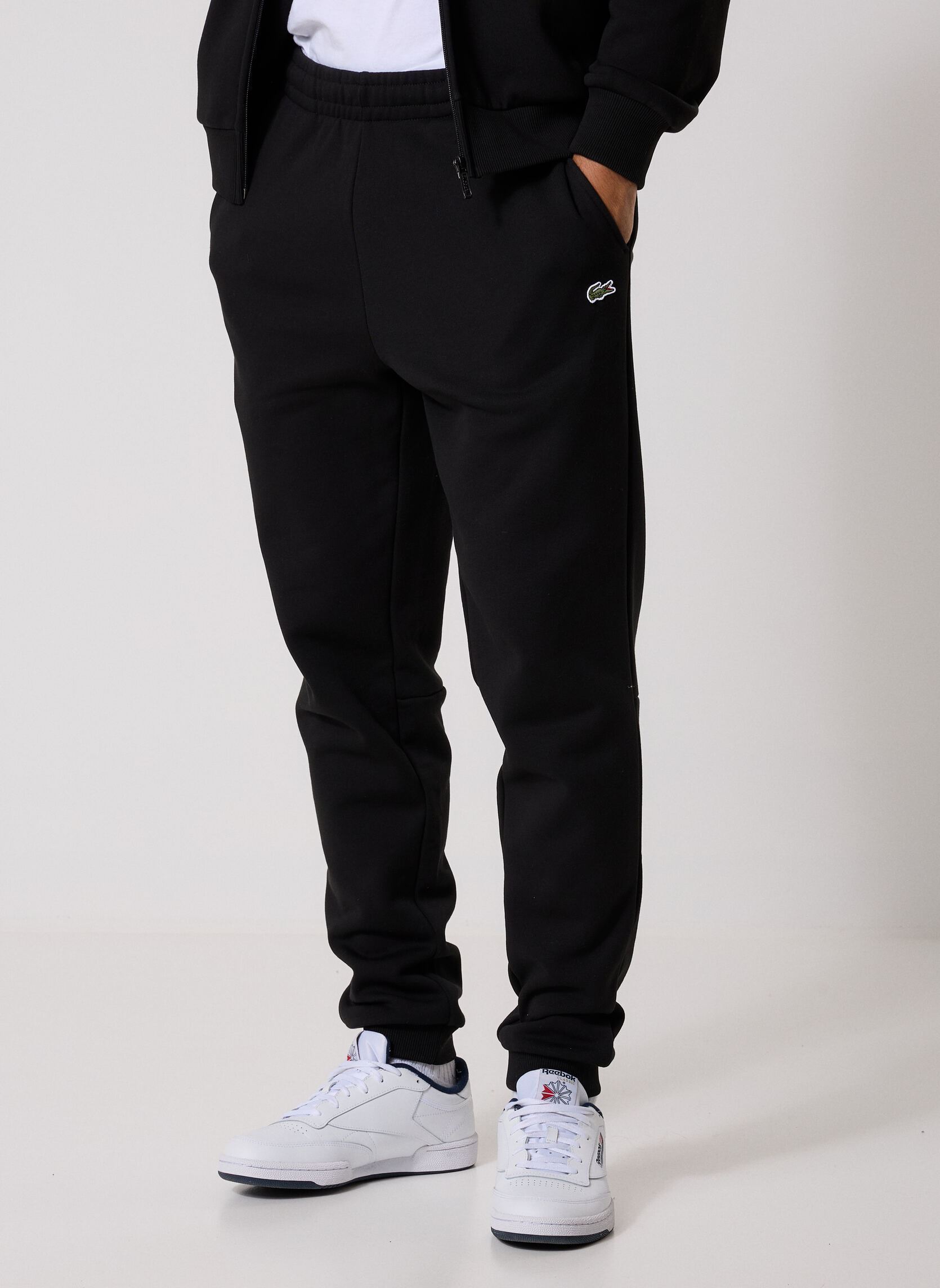 Joggingbroeken Pantalon de survêtement XH8869 heren zwart Lacoste Joggingbroeken Pantalon de survêtement XH8869 heren zwart NOIR