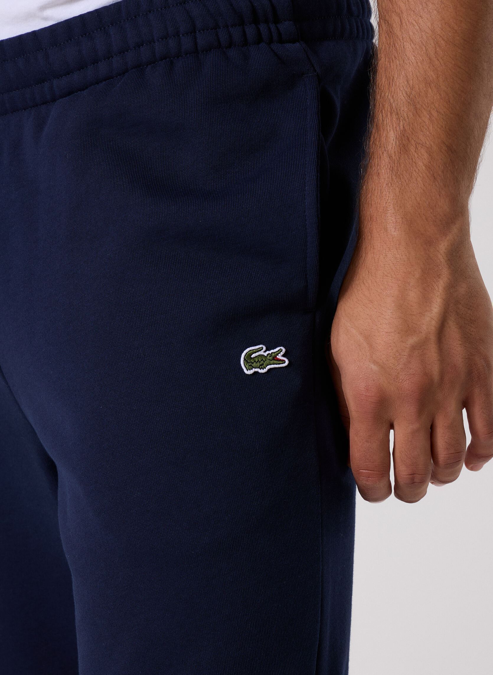 Joggings Pantalon de survêtement XH8869 homme marine Lacoste Joggings Pantalon de survêtement XH8869 homme marine MARINE