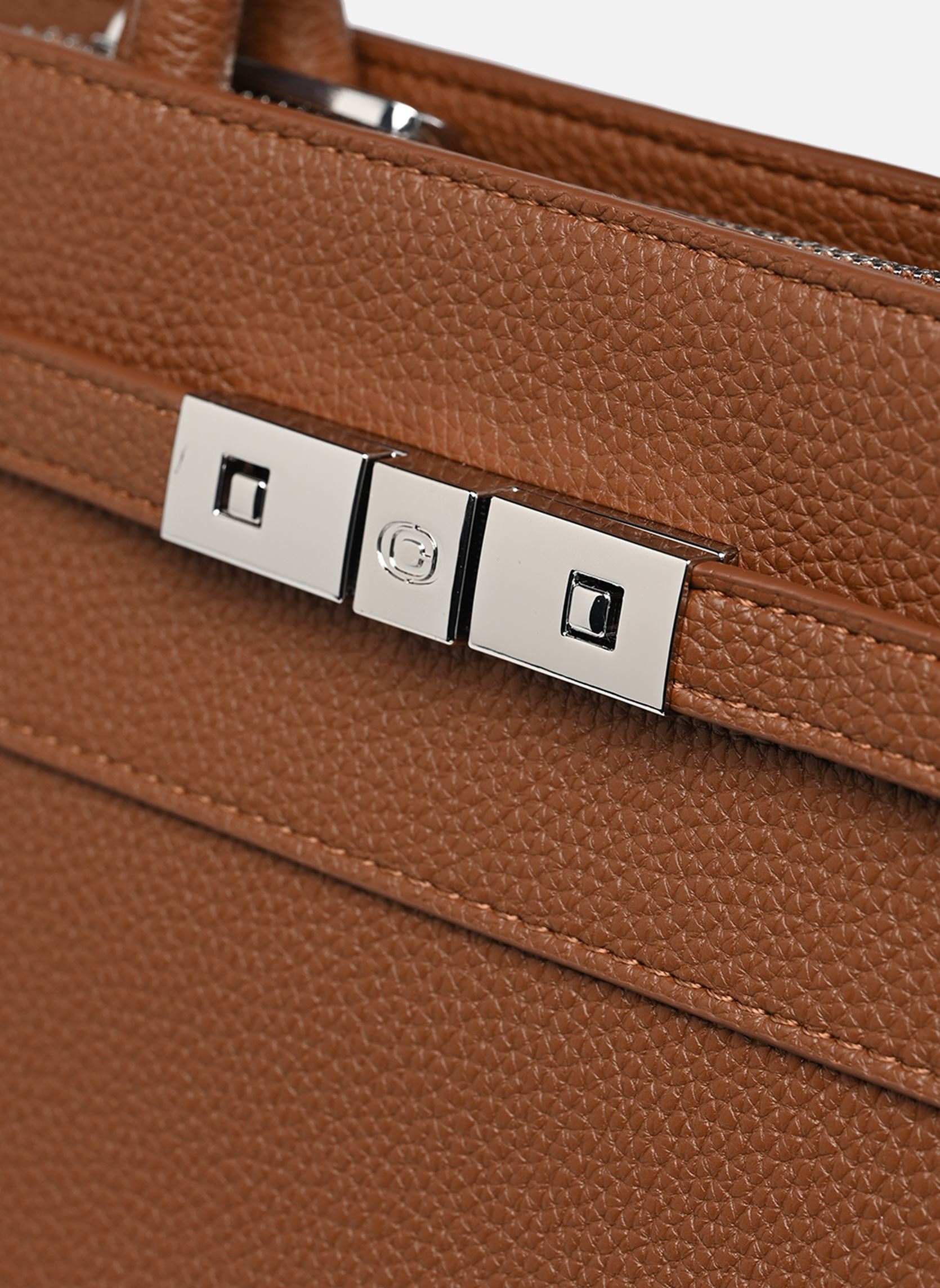 Schoudertassen BY CHABRAND P MAIN 12036 dames bruin Chabrand Schoudertassen BY CHABRAND P MAIN 12036 dames bruin MARRON