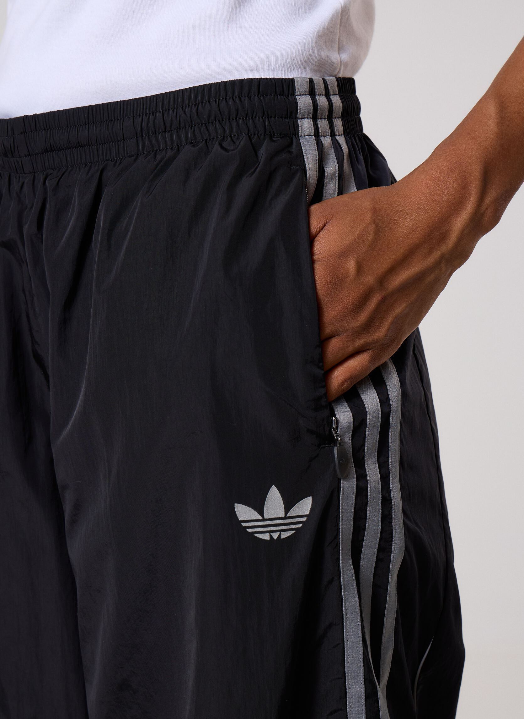 Bas de jogging TEAMGEIST TRACK PANT femme noir adidas originals Bas de jogging TEAMGEIST TRACK PANT femme noir BLACK