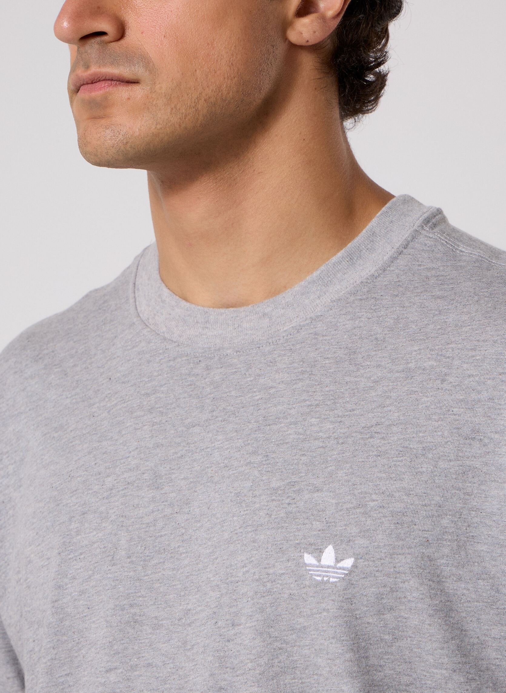 Tee-shirts ESS OS TEE homme gris adidas originals Tee-shirts ESS OS TEE homme gris medium grey heather