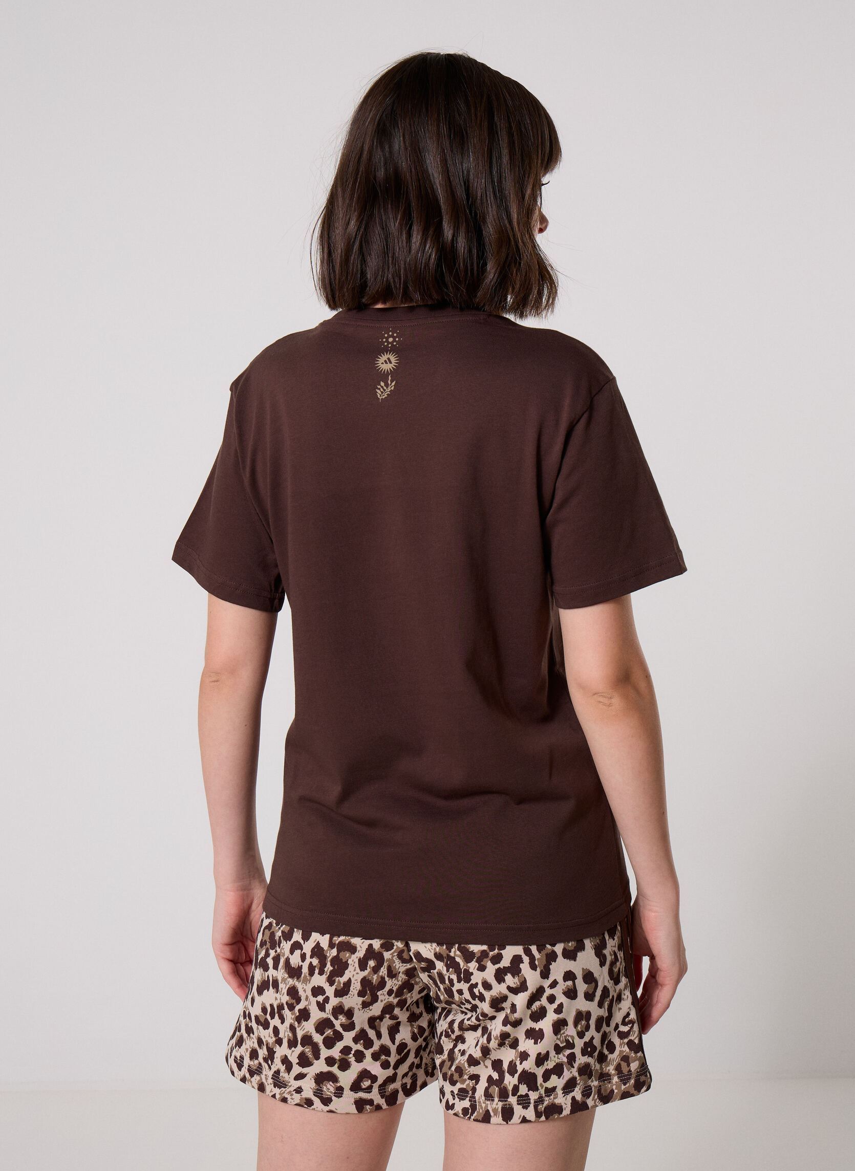 Tee-shirts ANIMAL TEE femme marron adidas sportswear Tee-shirts ANIMAL TEE femme marron dark brown