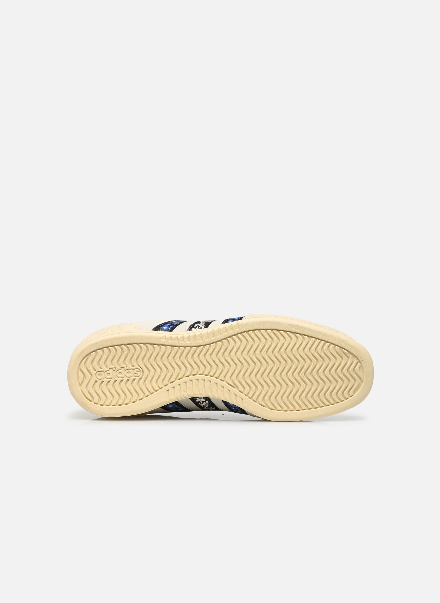 Lage sneakers BARREDA LO dames beige adidas sportswear Lage sneakers BARREDA LO dames beige IVORY