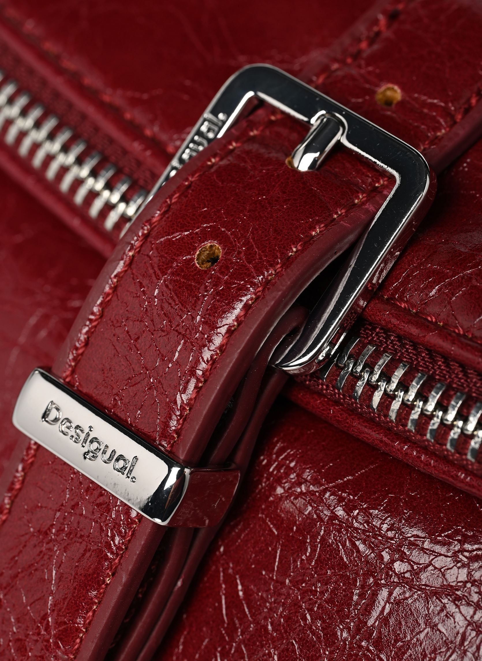 Taschen SacHALF LOGO CLUTCH MI damen rot Desigual Taschen SacHALF LOGO CLUTCH MI damen rot GARNET