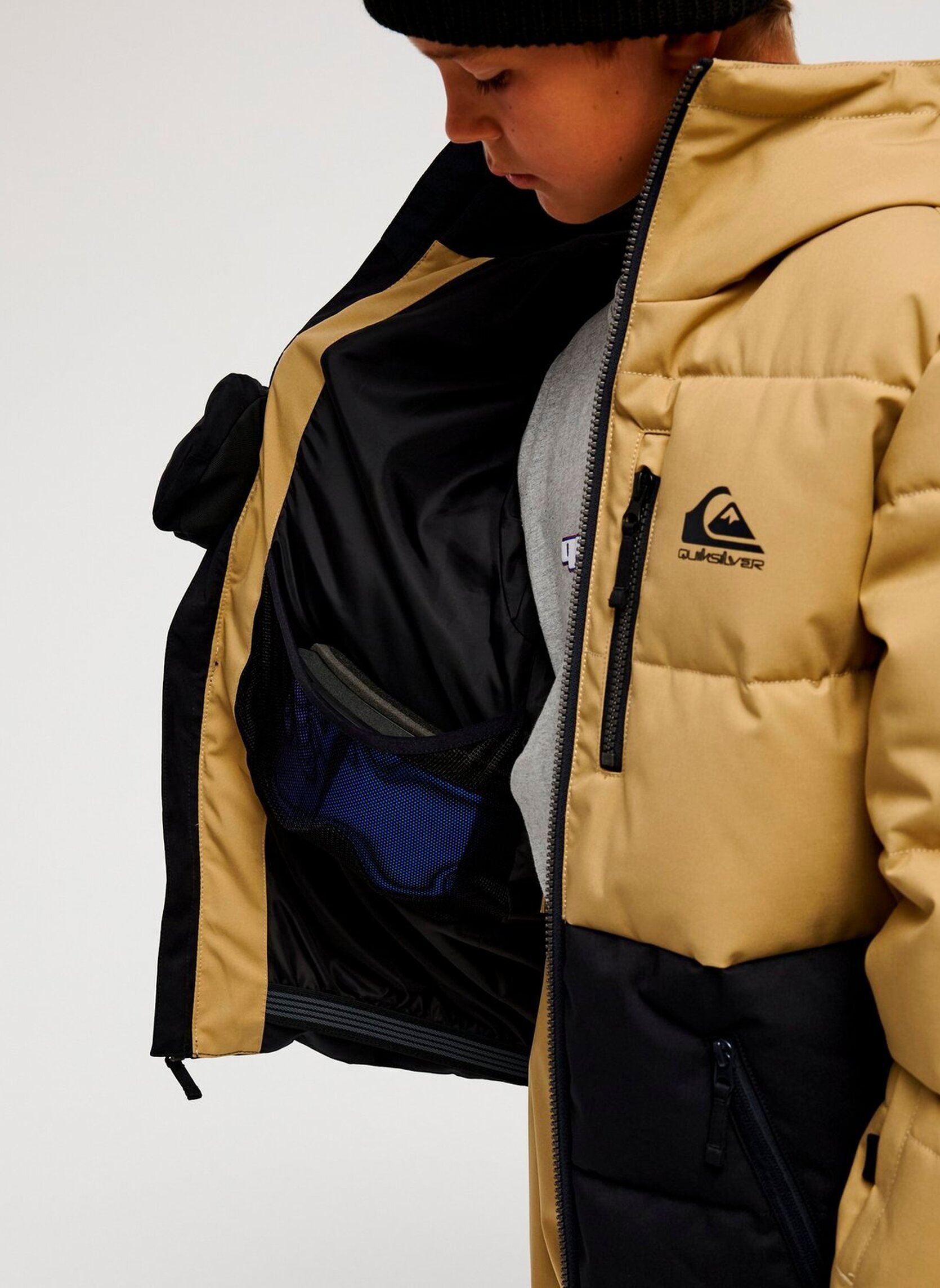 Gewatteerde jassen Highland Yth jongens beige Quiksilver Gewatteerde jassen Highland Yth jongens beige KELP