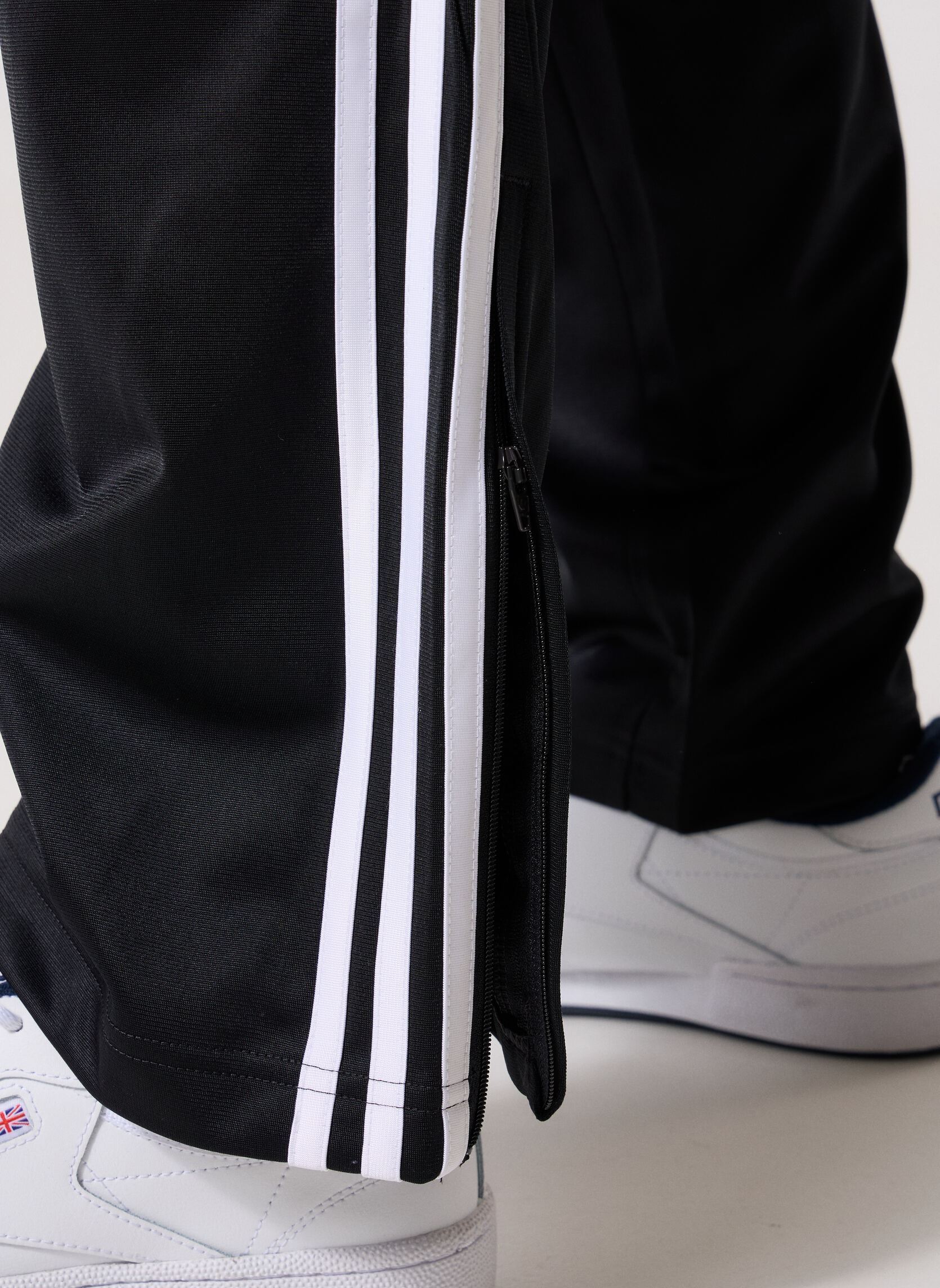 Joggings FIREBIRD TP A homme noir adidas originals Joggings FIREBIRD TP A homme noir BLACK