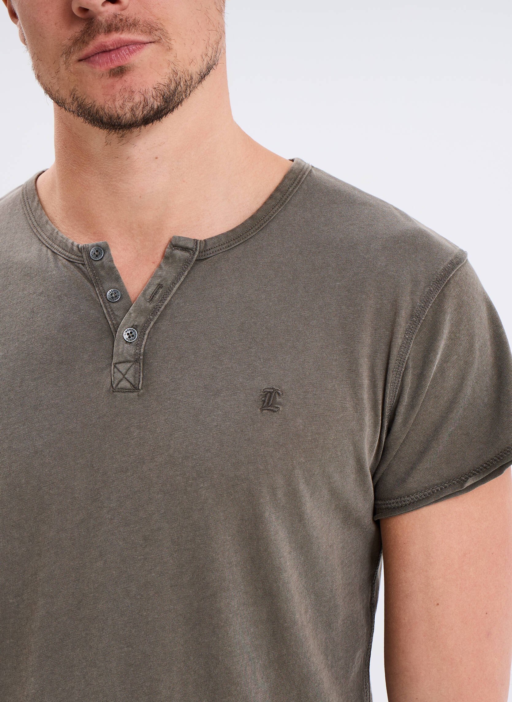 Tee-shirts LIB1ICON_TUNI homme vert LIBERTO Tee-shirts LIB1ICON_TUNI homme vert Kaki