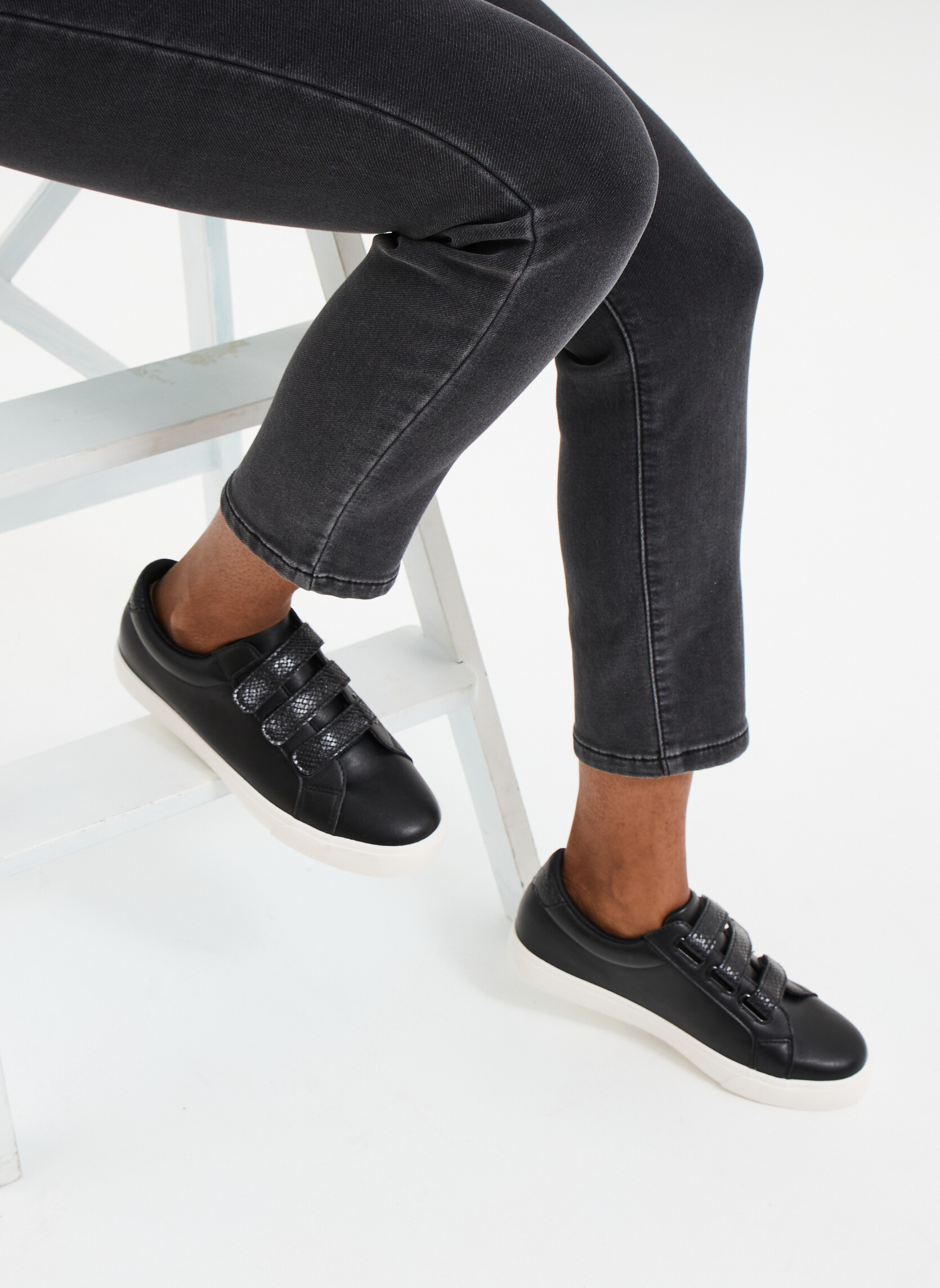 Baskets basses TALITAMA_S_F_TB_0_252 femme noir CREEKS Baskets basses TALITAMA_S_F_TB_0_252 femme noir Noir