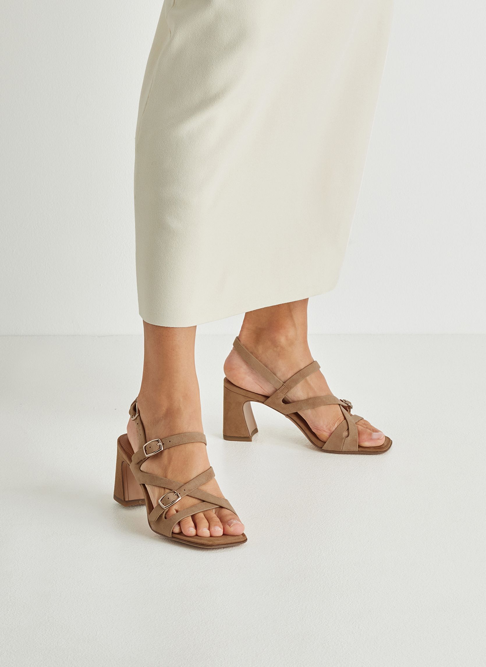 Sandales 1-28340-46 femme beige Tamaris Sandales 1-28340-46 femme beige Beige