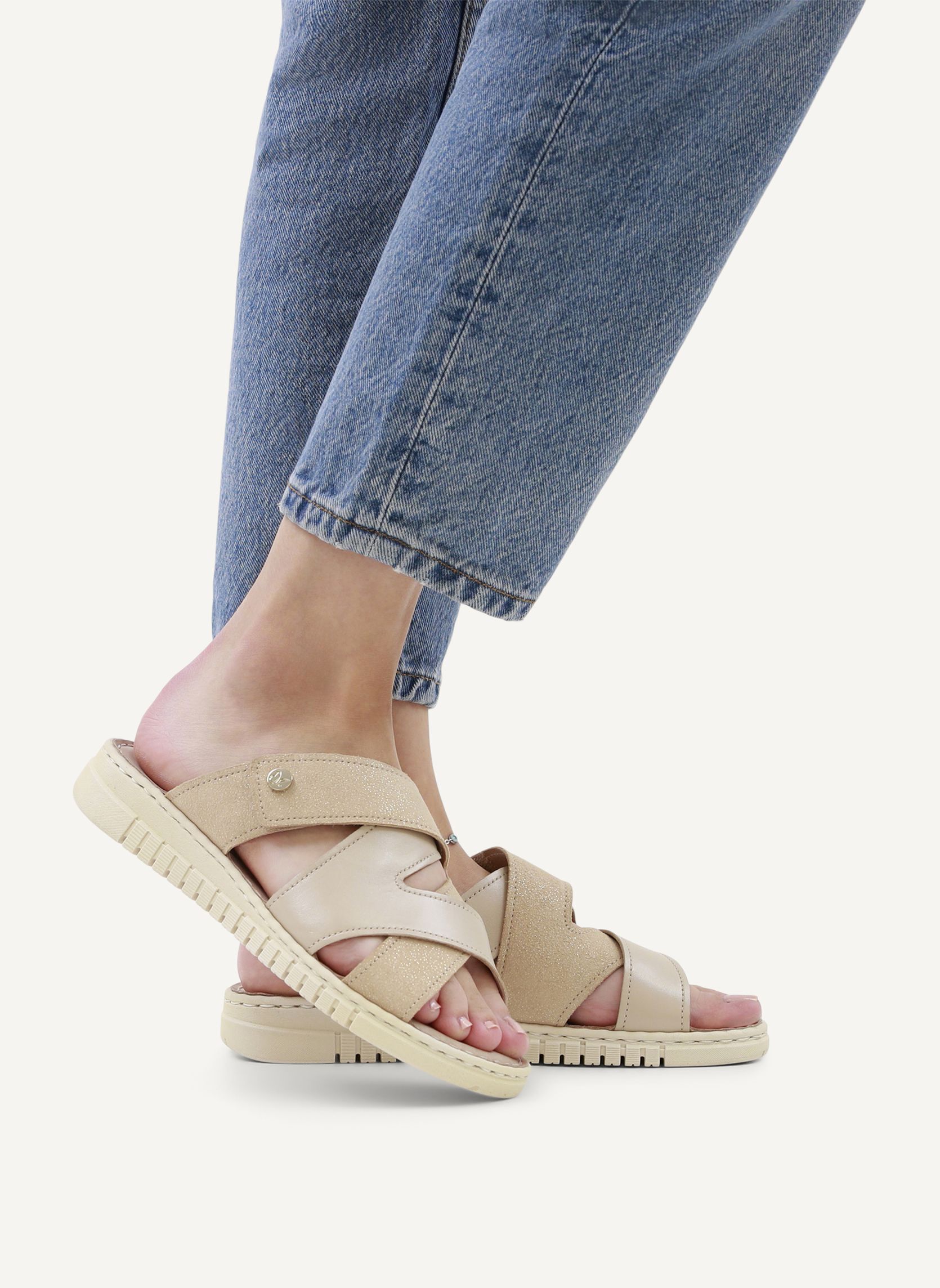 Mules 9-27102-46 femme beige Caprice Mules 9-27102-46 femme beige Beige