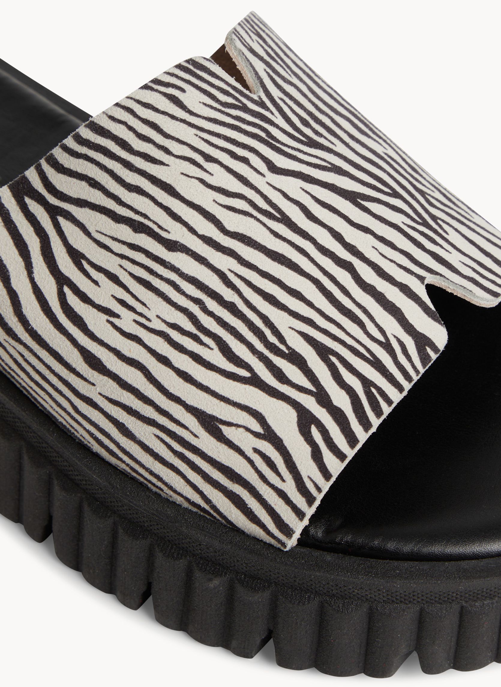 Mules 1-27216-44 femme noir Tamaris Mules 1-27216-44 femme noir Noir