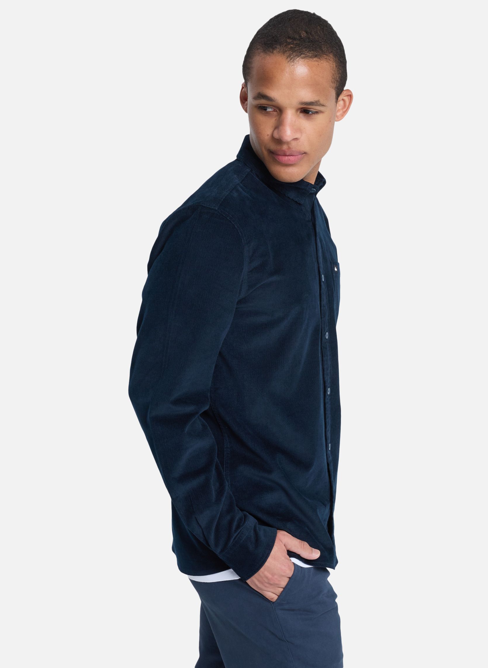 Chemises Smoke Trail Cord homme bleu Quiksilver Chemises Smoke Trail Cord homme bleu Bleu foncé