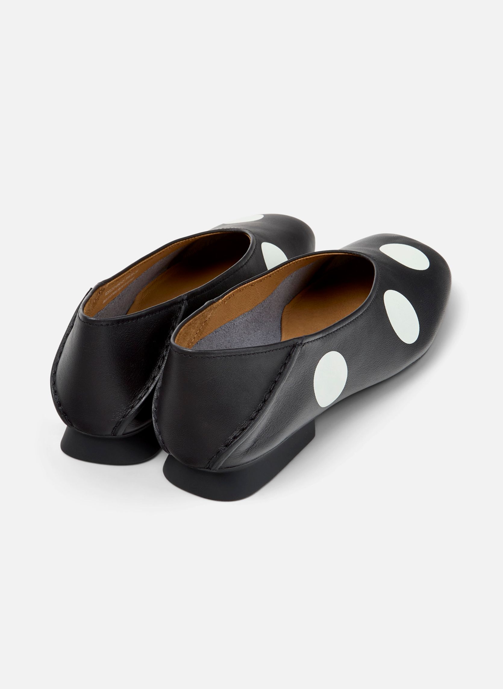 Ballerines classiques K201253-049 femme noir Camper Ballerines classiques K201253-049 femme noir Noir verni