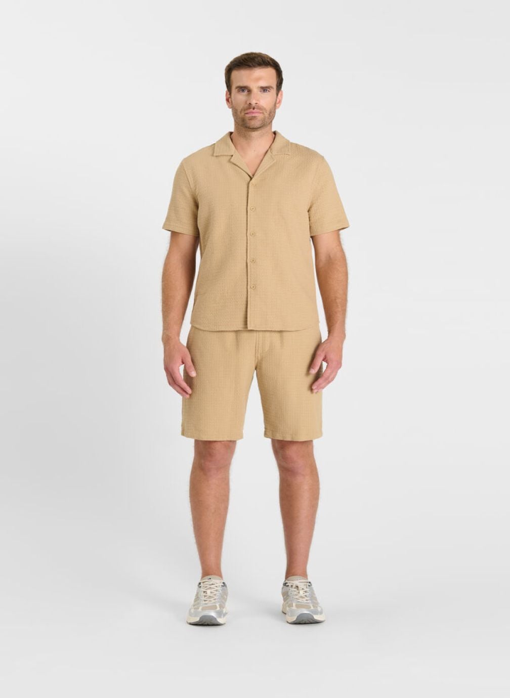 Chemises Chemise FUMI Beige homme beige Le temps des cerises Chemises Chemise FUMI Beige homme beige Beige