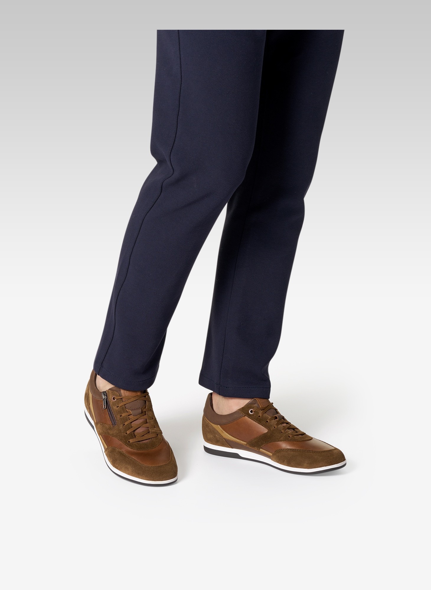 Baskets basses RENAN MAN homme marron Geox Baskets basses RENAN MAN homme marron Marron