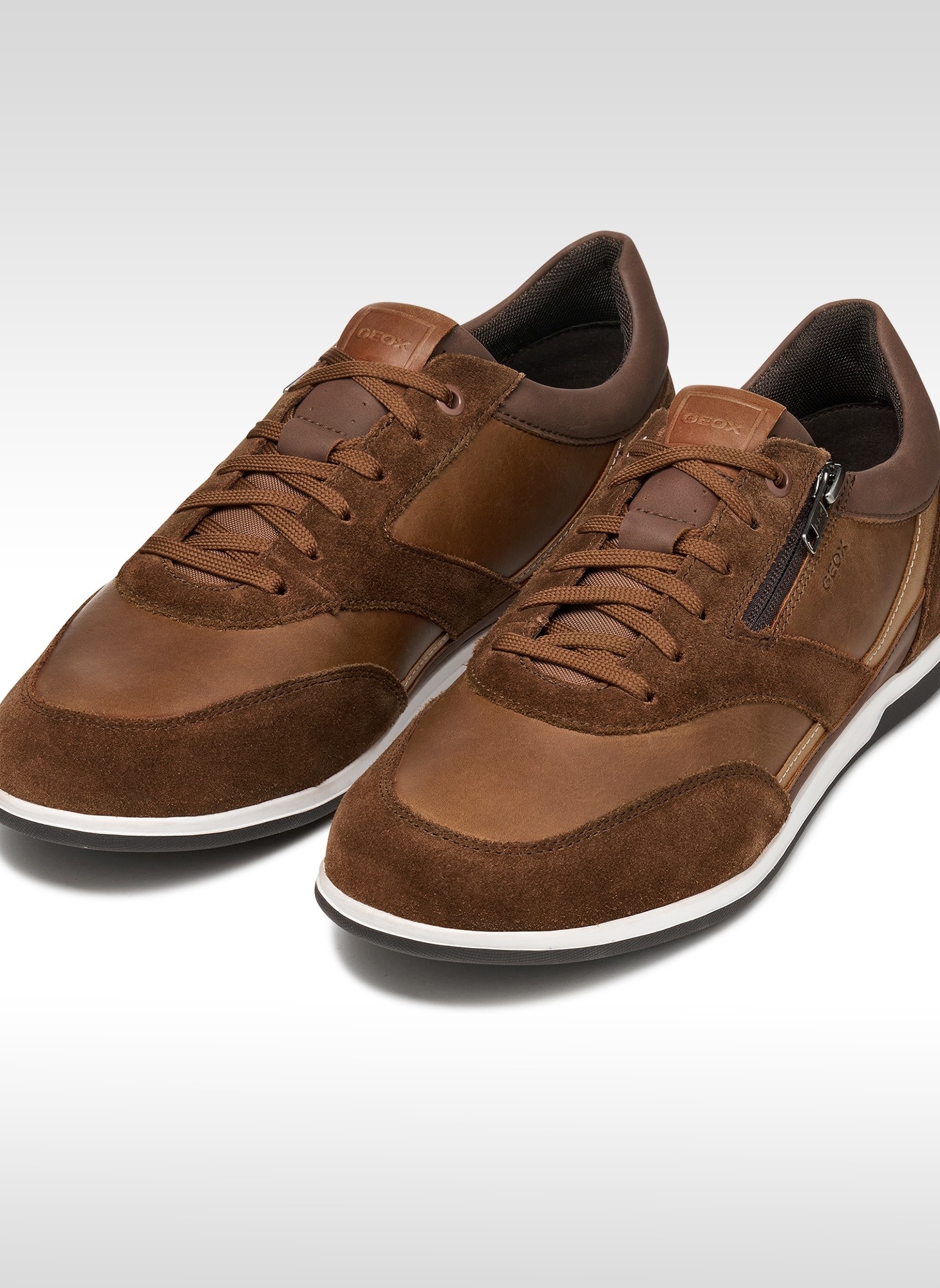 Baskets basses RENAN MAN homme marron Geox Baskets basses RENAN MAN homme marron Marron