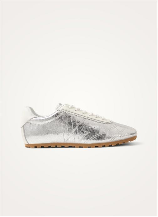 Vanessa Wu Baskets basses SWIFT 1.86 femme argent