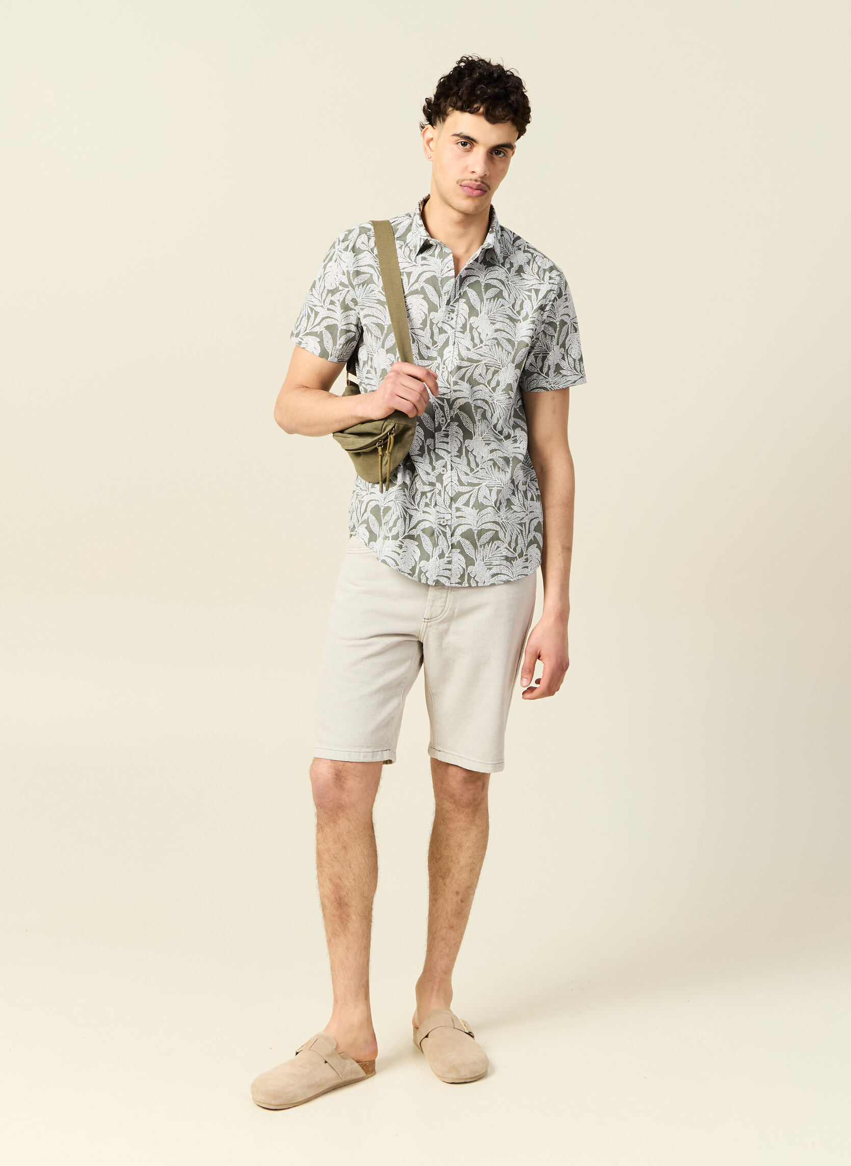 Chemises MEASLUBAOPH homme vert Bonobo Chemises MEASLUBAOPH homme vert Kaki