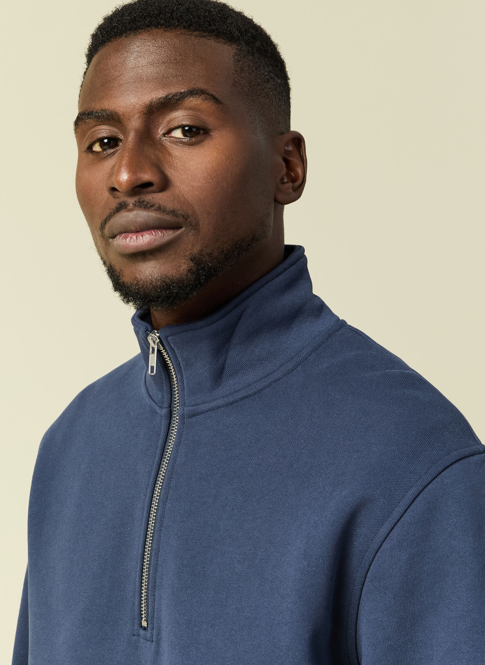 Sweats à capuche SWETMIZIP3H homme bleu Bonobo Sweats à capuche SWETMIZIP3H homme bleu Bleu marine