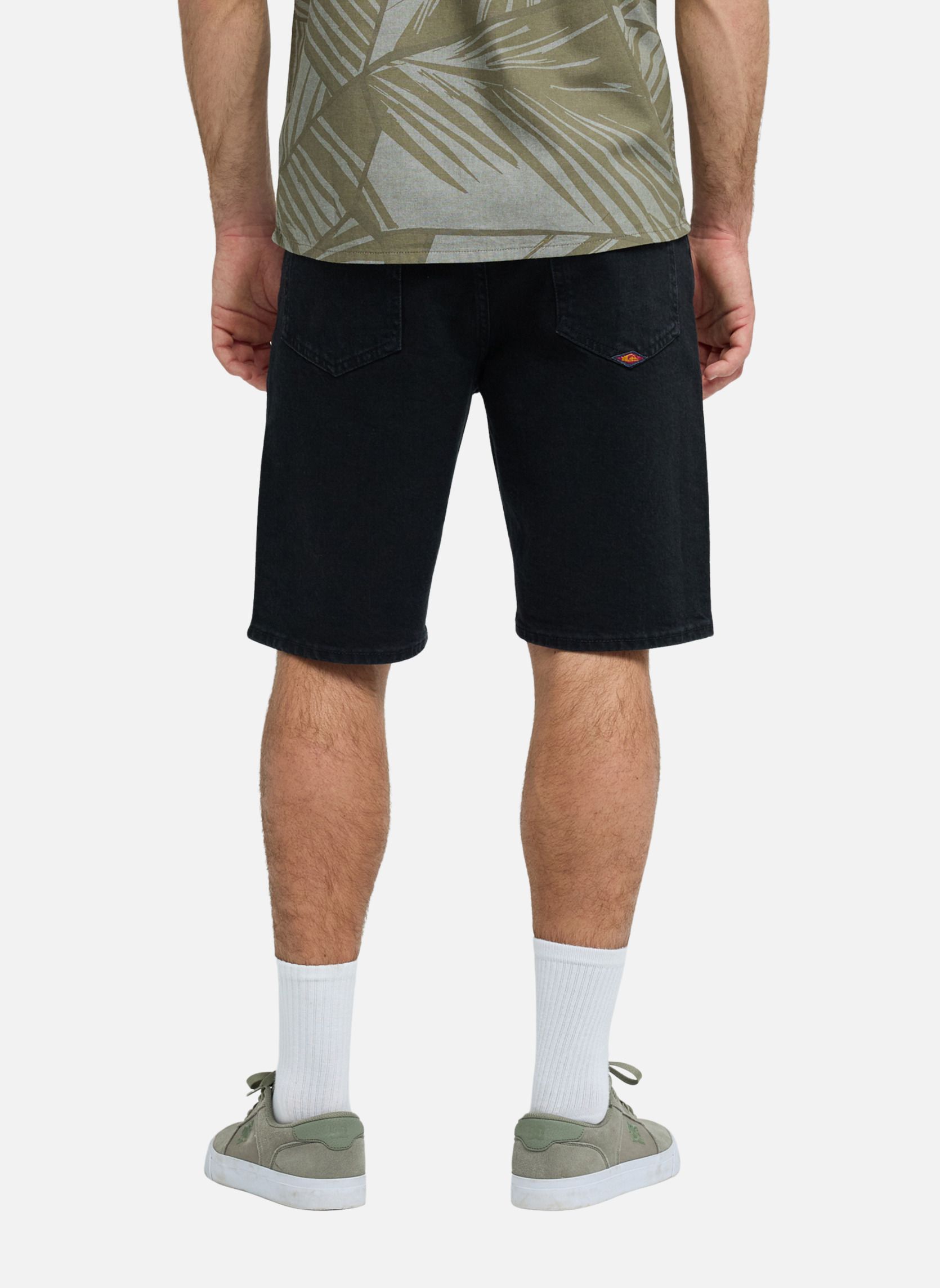 Shorts Quiksilver Regular homme noir Quiksilver Shorts Quiksilver Regular homme noir Noir