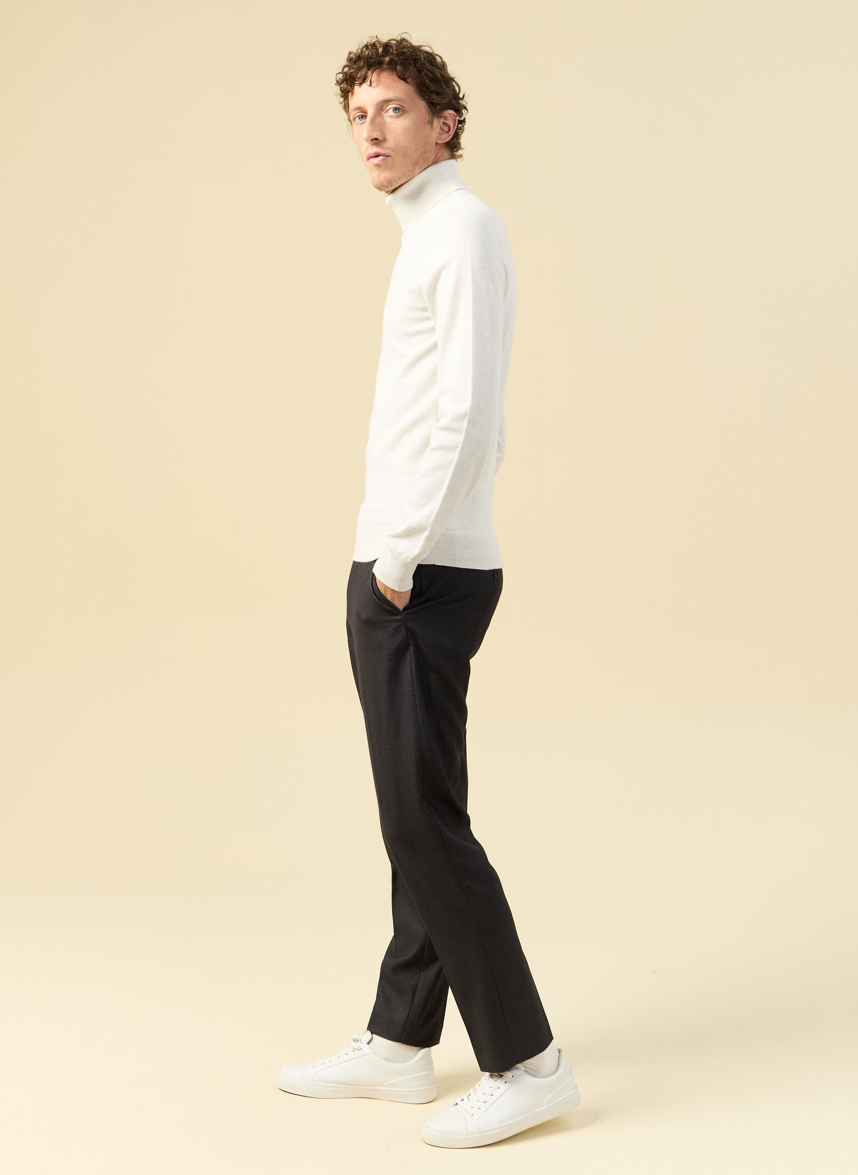 Pulls ESROUROUL3H homme blanc Bonobo Pulls ESROUROUL3H homme blanc Blanc