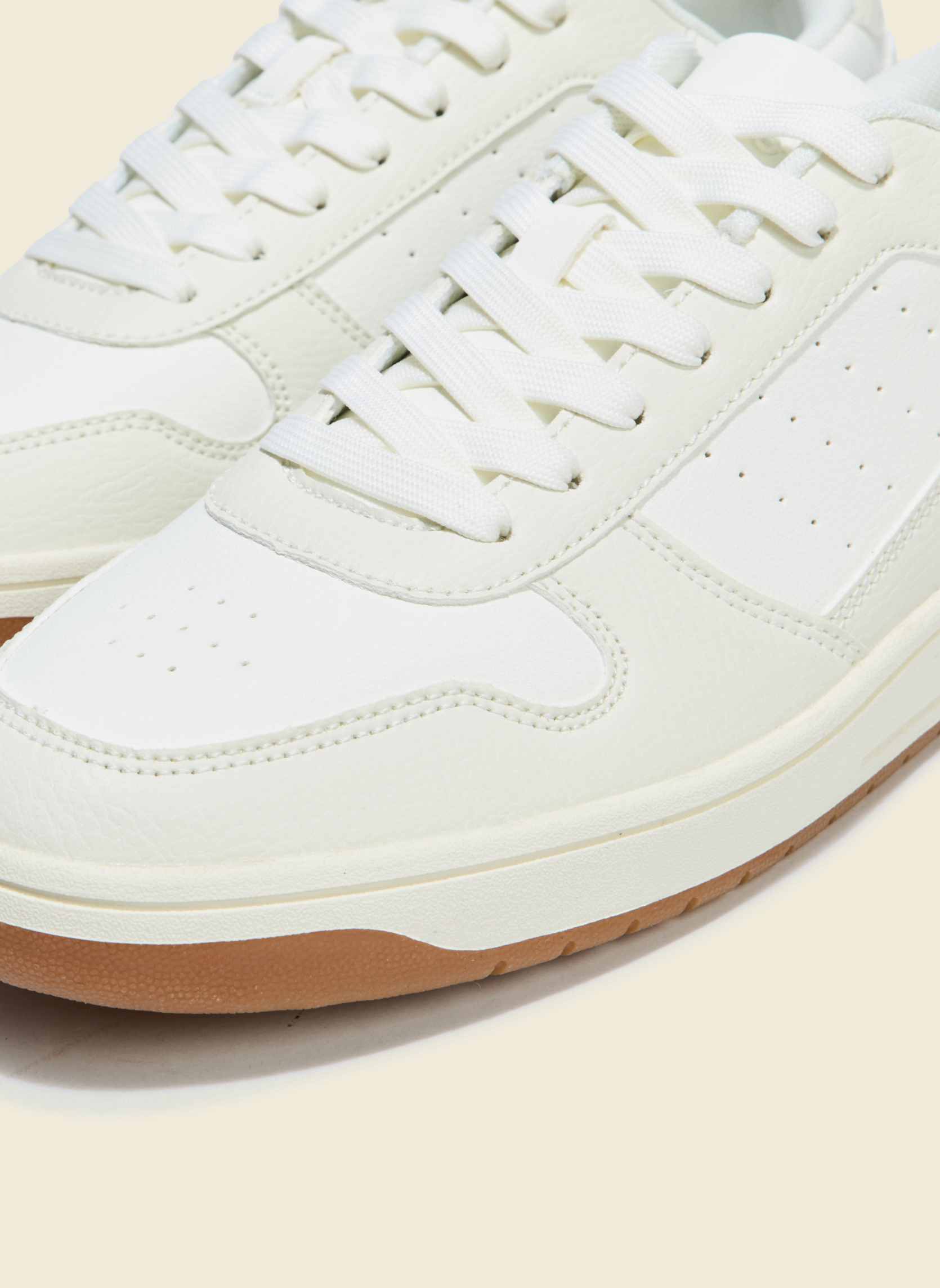 Baskets basses COURTBASIH homme blanc Bonobo Baskets basses COURTBASIH homme blanc Blanc