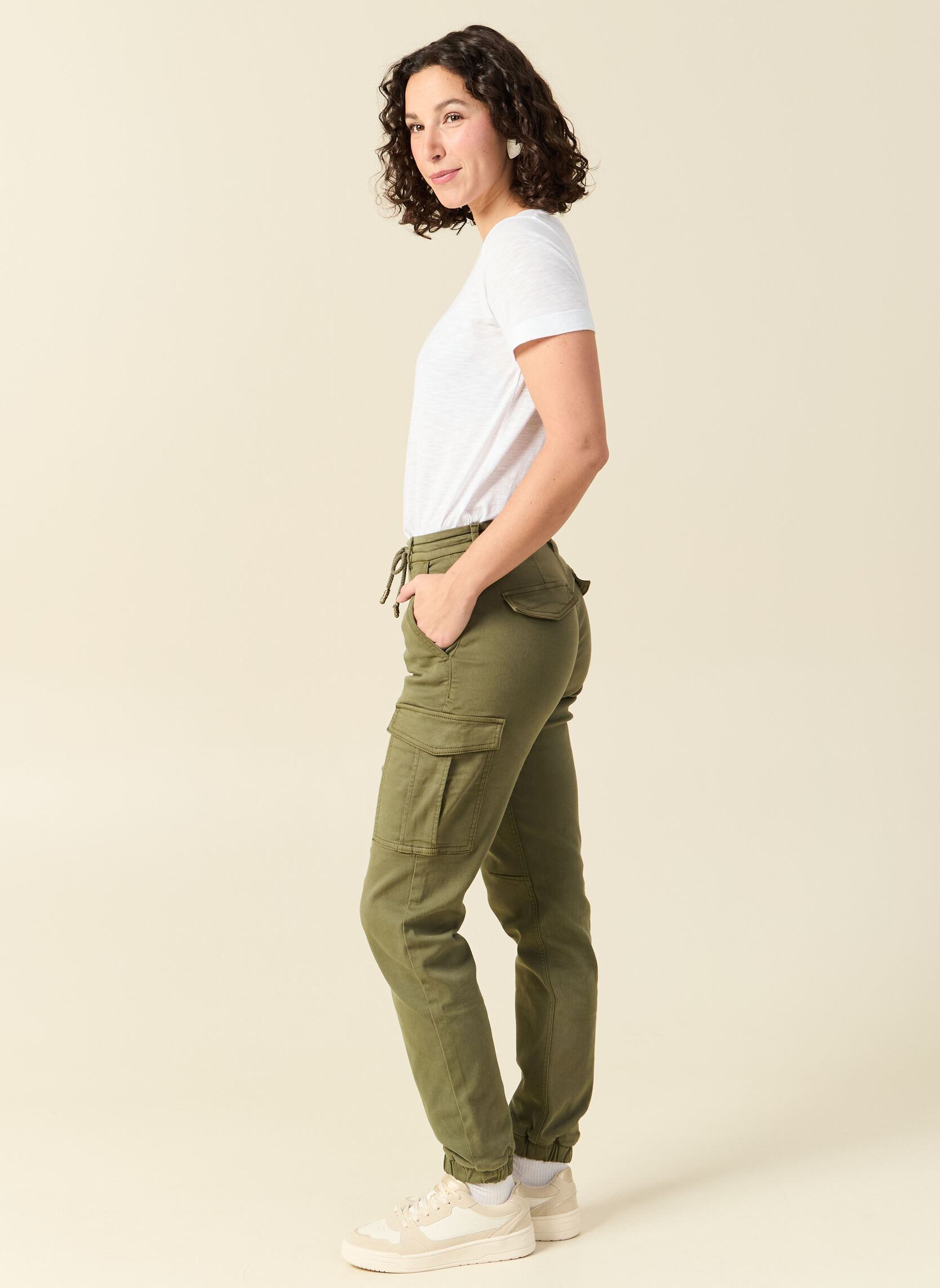 Pantalons droit BATTMAYE#F femme vert Bonobo Pantalons droit BATTMAYE#F femme vert Kaki