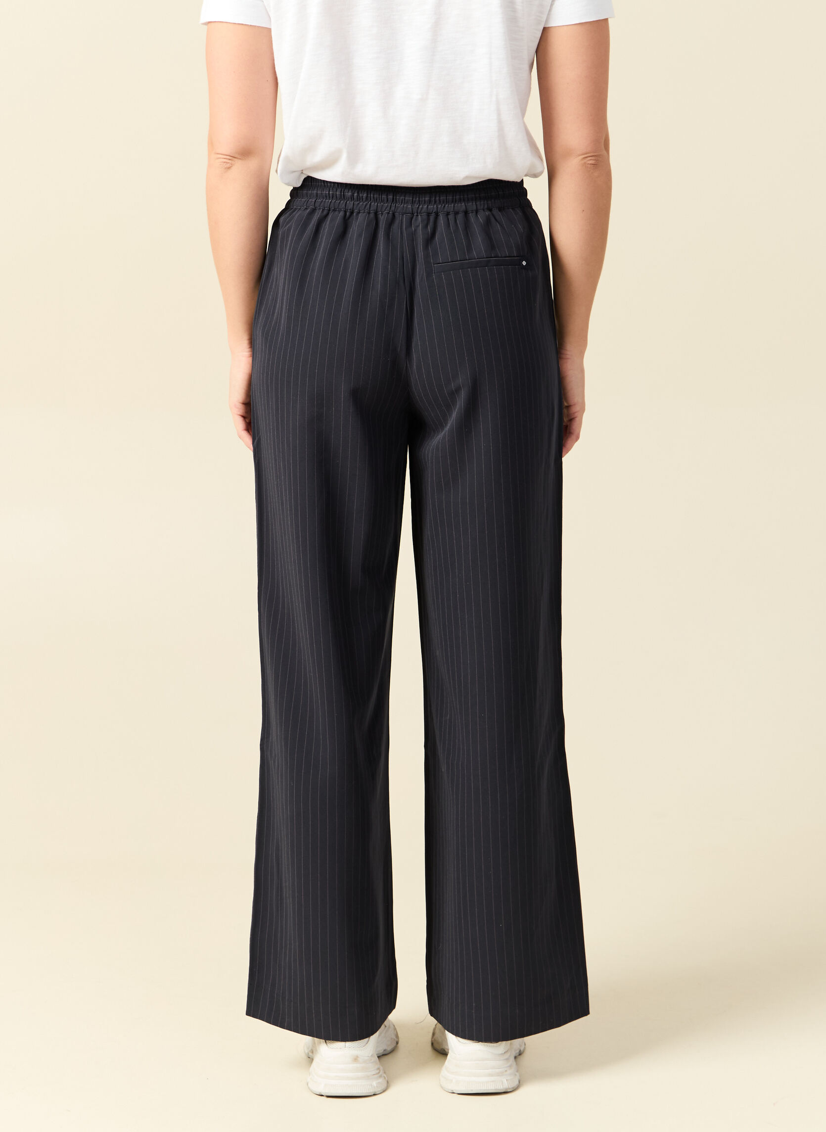 Pantalons droit LARGJOG2F femme bleu Bonobo Pantalons droit LARGJOG2F femme bleu Bleu marine