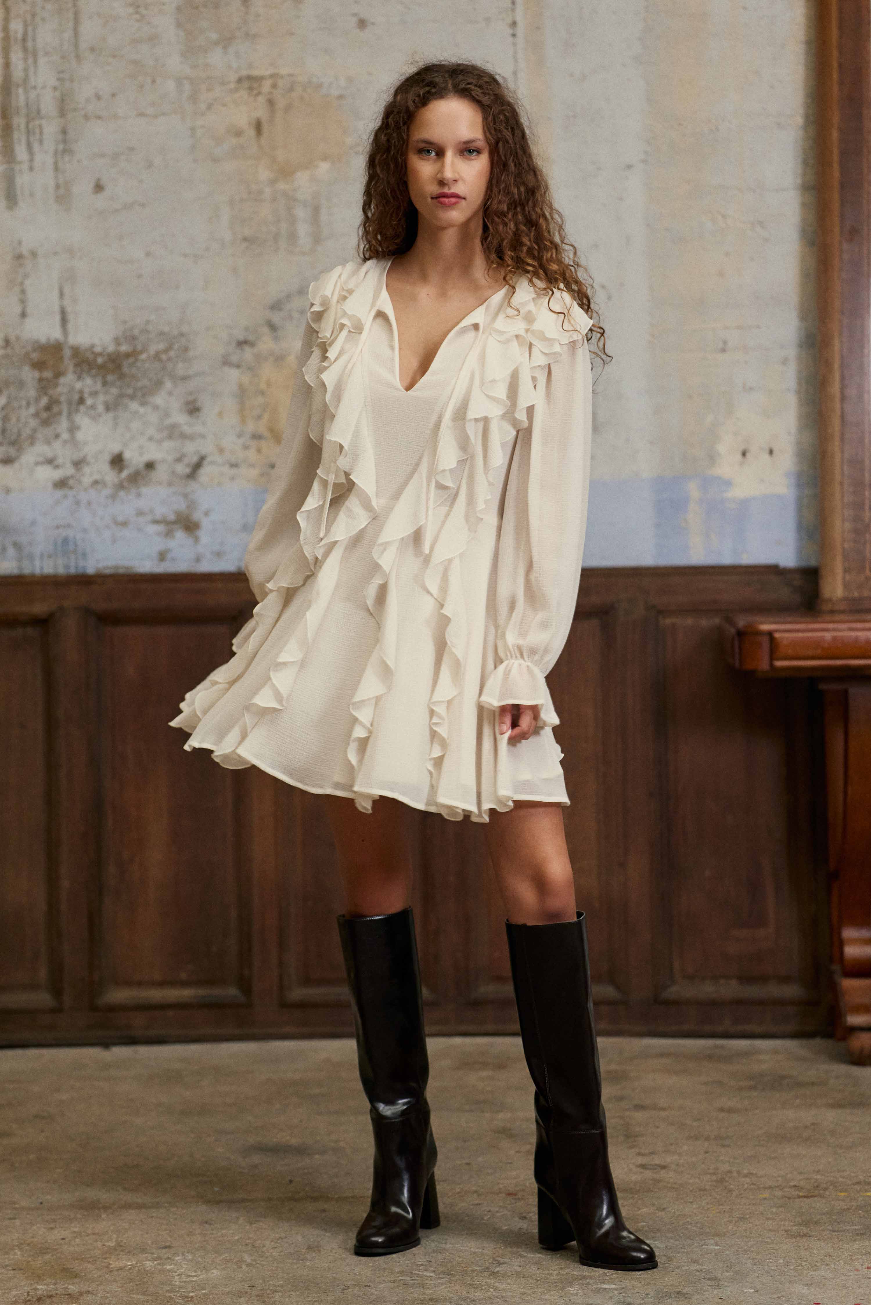 Robes Robe - RUX - 40-rose femme beige La Petite Etoile Robes Robe - RUX - 40-rose femme beige Ecru
