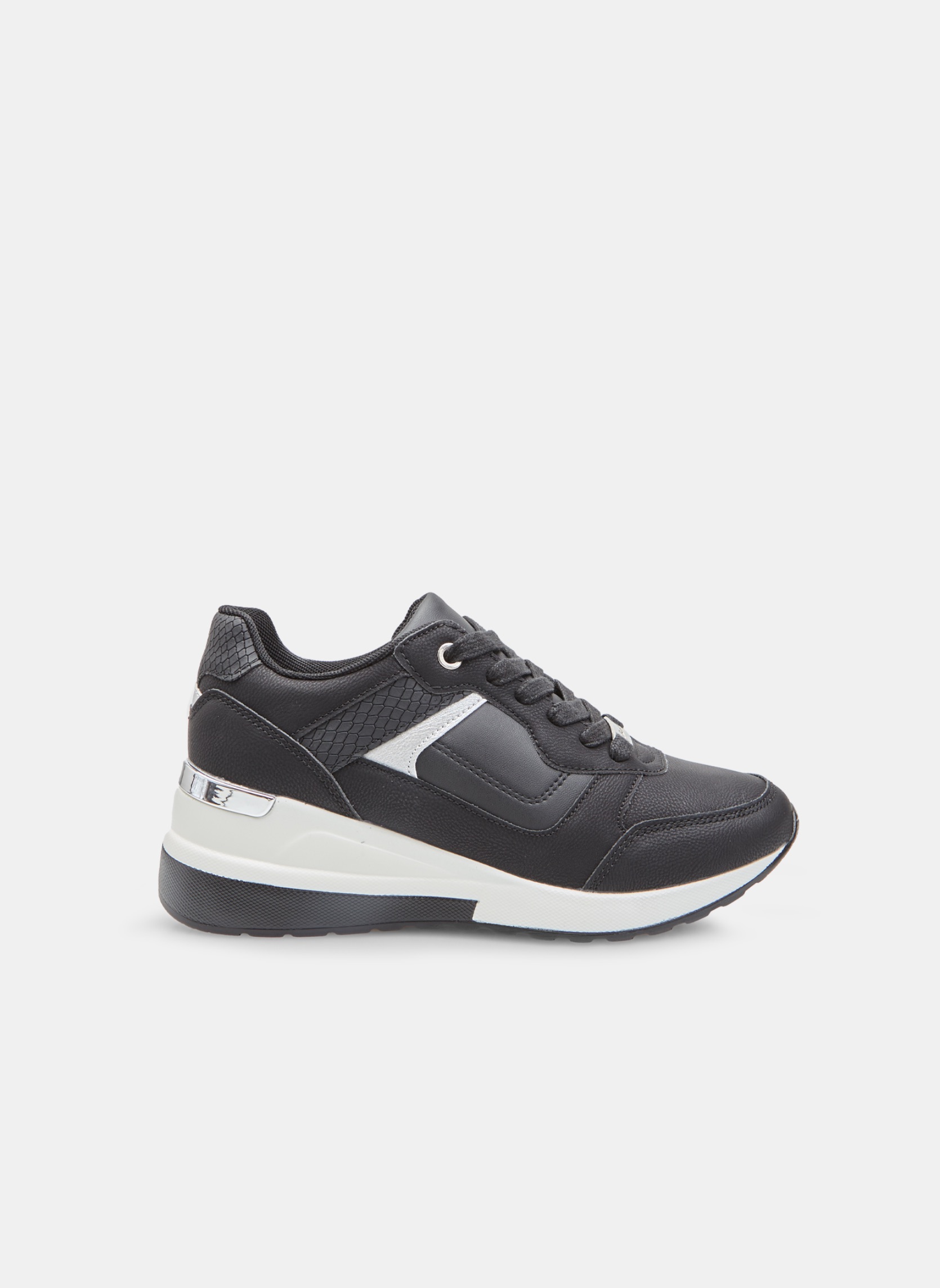Baskets basses 6416152 femme noir Bata Baskets basses 6416152 femme noir Noir