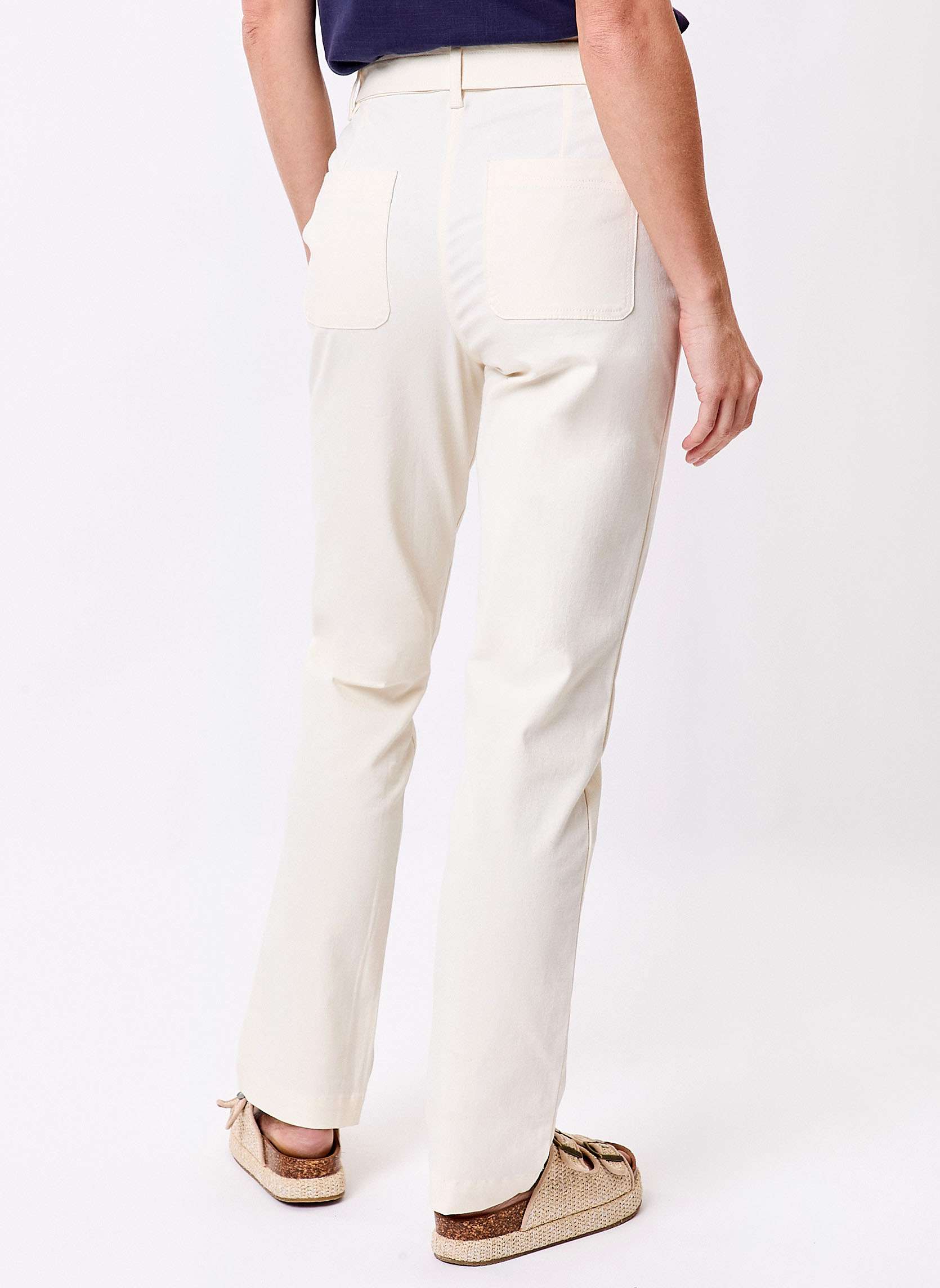 Pantalons droit Pantalon ajusté coton stretch ceinturé EKA femme beige La Fiancée Pantalons droit Pantalon ajusté coton stretch ceinturé EKA femme beige Ecru