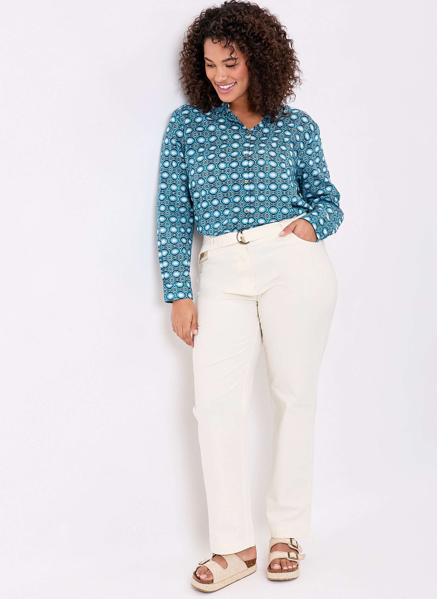 Pantalons droit Pantalon ajusté coton stretch ceinturé EKA femme beige La Fiancée Pantalons droit Pantalon ajusté coton stretch ceinturé EKA femme beige Ecru