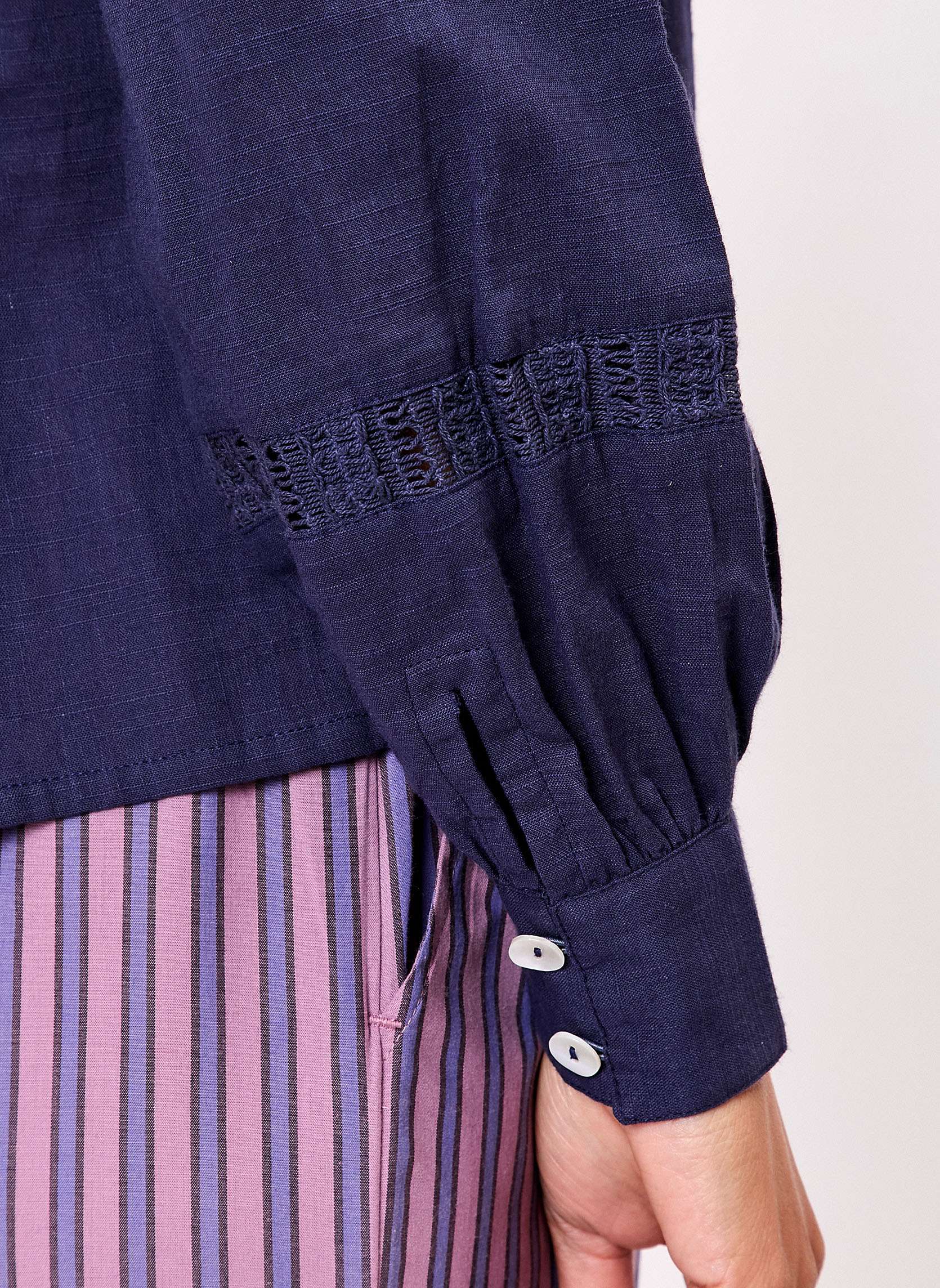 Chemises Chemise unie macramé coton bio ADIL femme bleu La Fiancée Chemises Chemise unie macramé coton bio ADIL femme bleu Bleu marine
