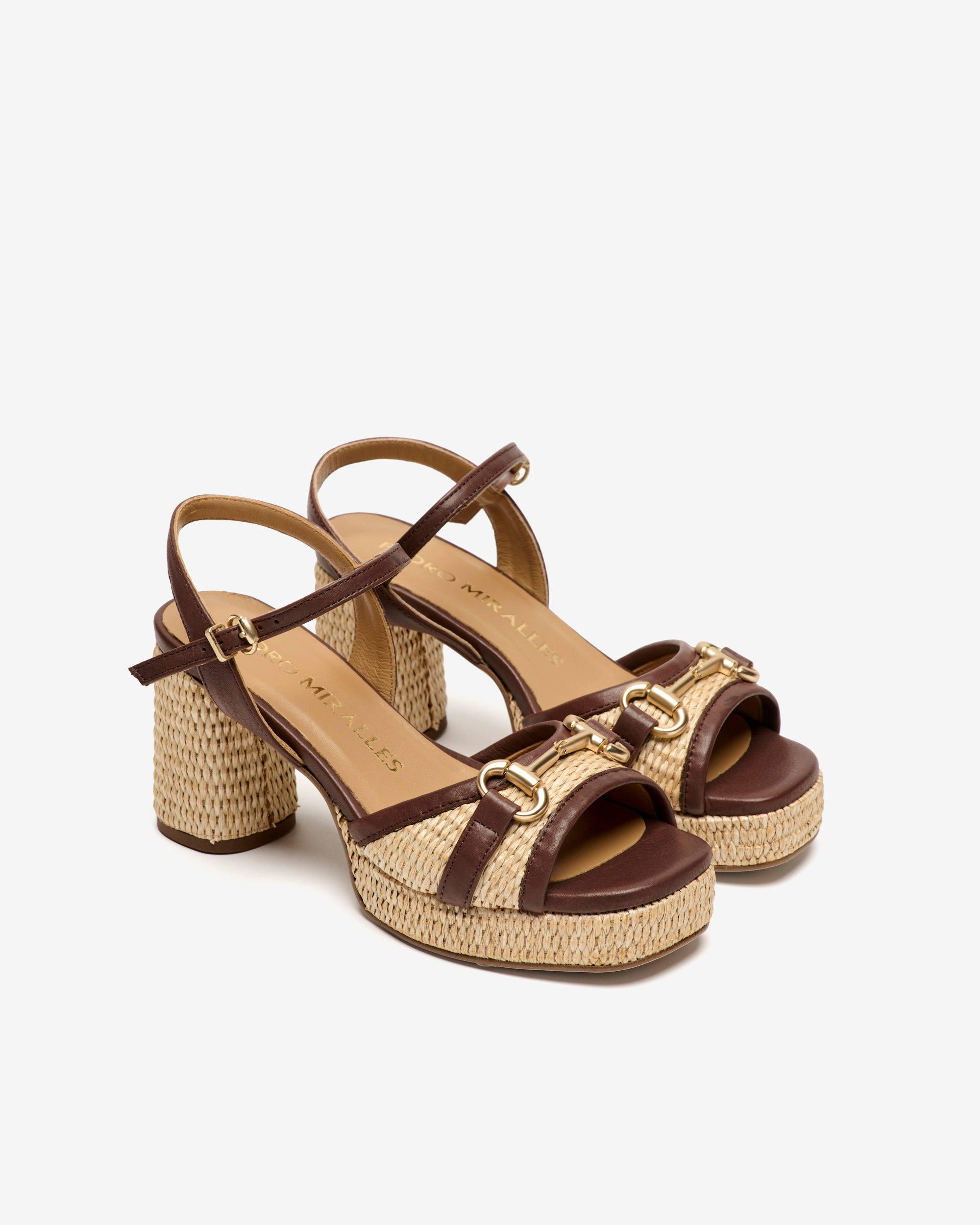 Sandales CHICLANA RAFHIA MARRON ET SANDALES EN CUIR À TALONS femme marron Pedro Miralles Sandales CHICLANA RAFHIA MARRON ET SANDALES EN CUIR À TALONS femme marron Marron
